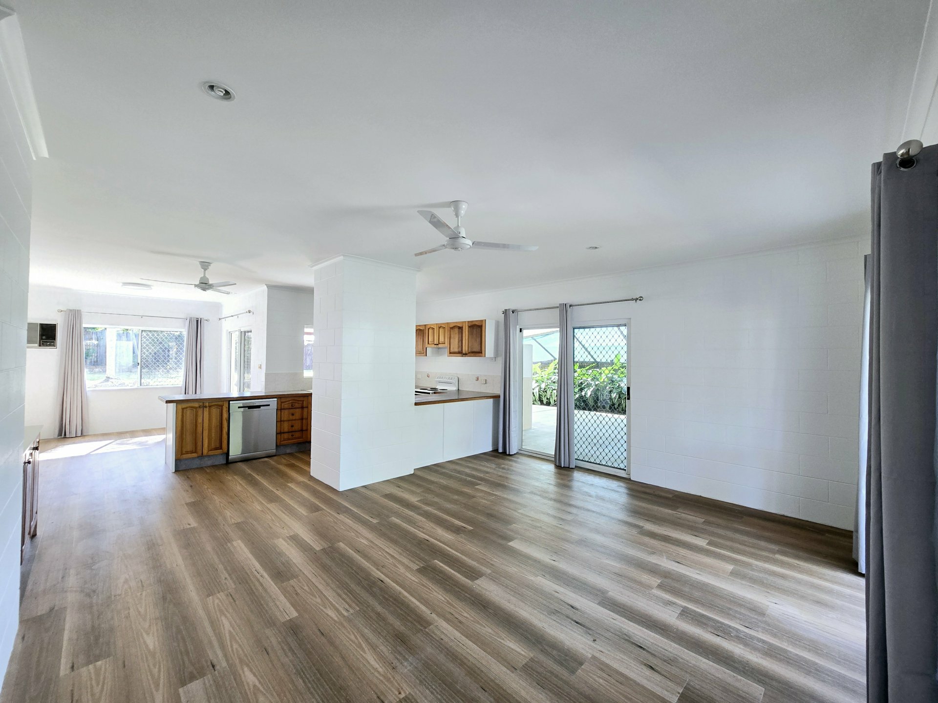 60 Barnard Drive, MOUNT SHERIDAN