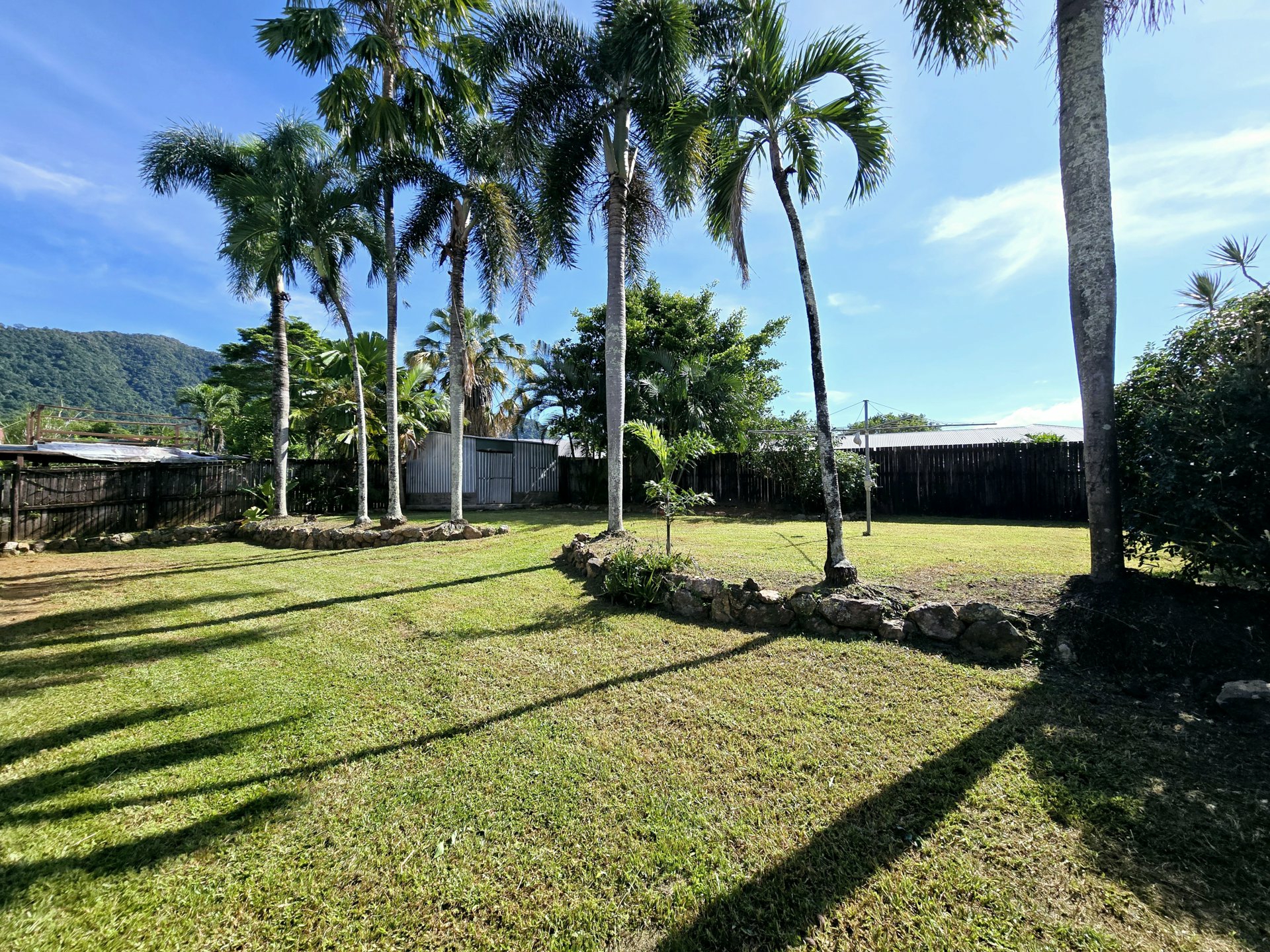 60 Barnard Drive, MOUNT SHERIDAN