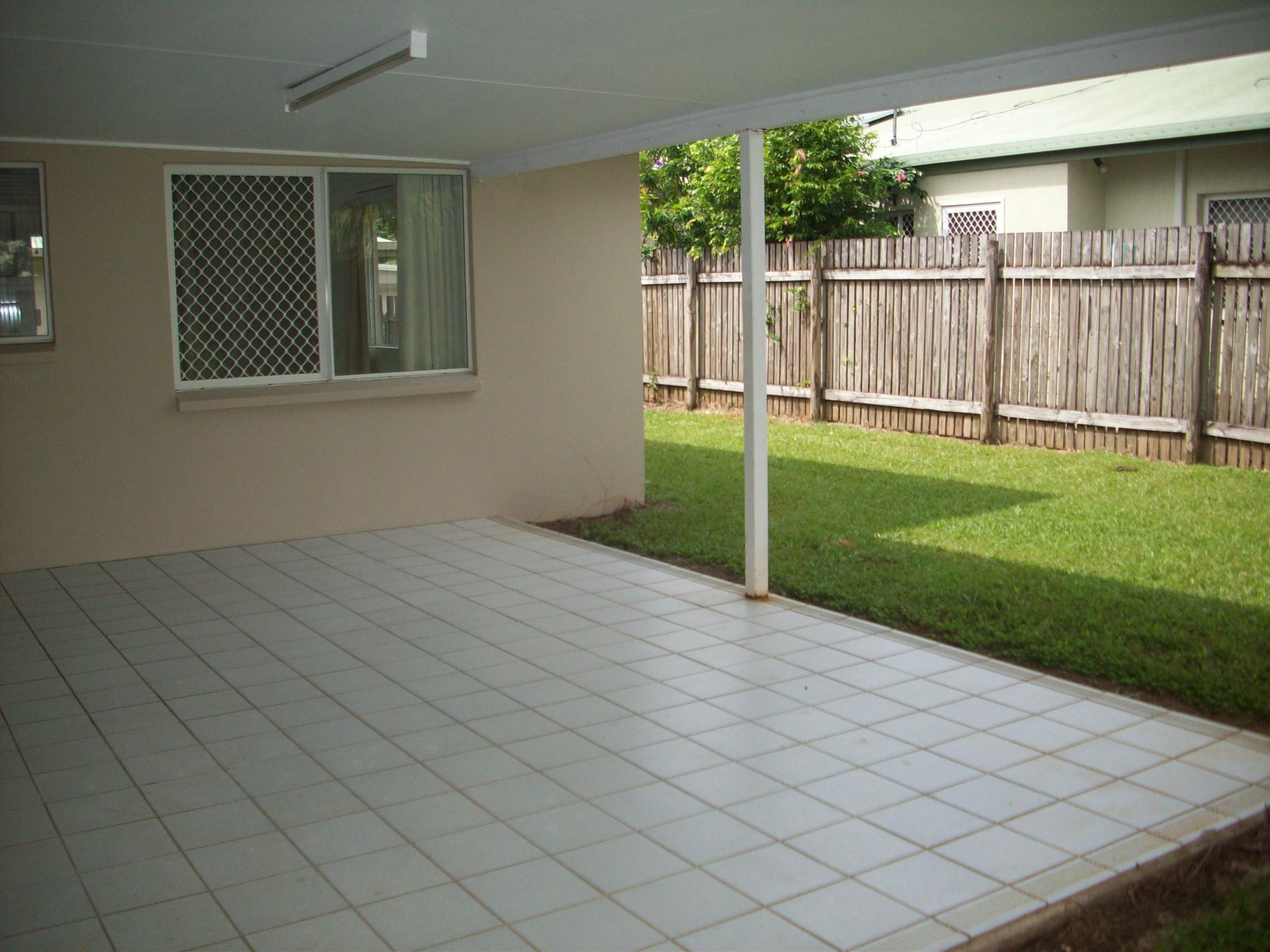 2 Jordan Close, MOOROOBOOL
