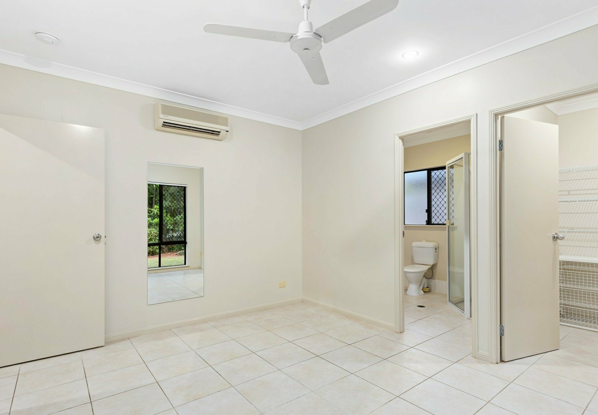 2 Aroona Street, CARAVONICA