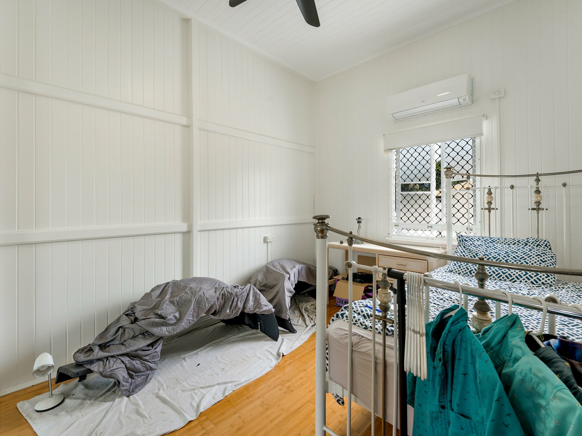 32 Howe Street — photo 12 of 16