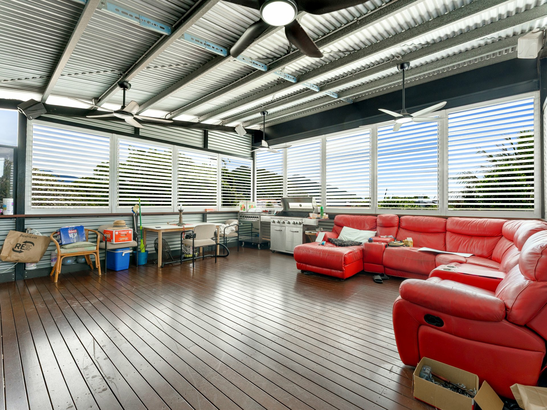 32 Howe Street — photo 14 of 16