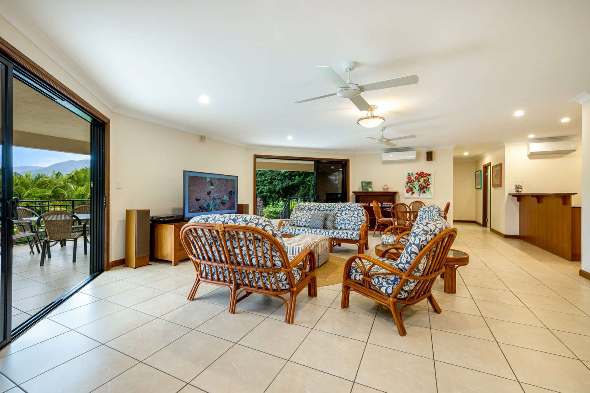 1 Alison Close — photo 16 of 29