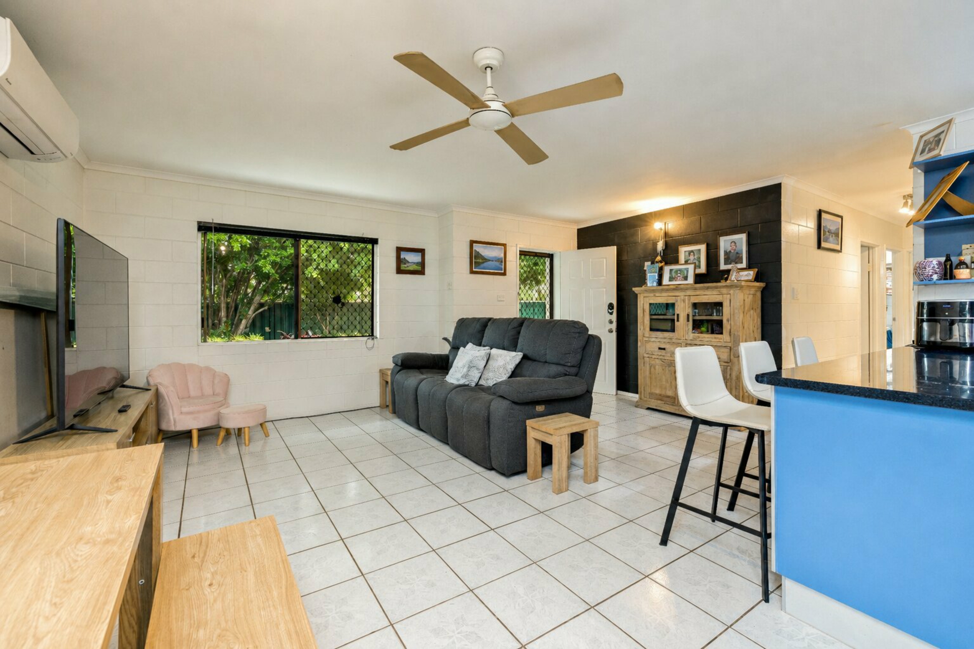 14 Anderson Road — photo 3 of 8