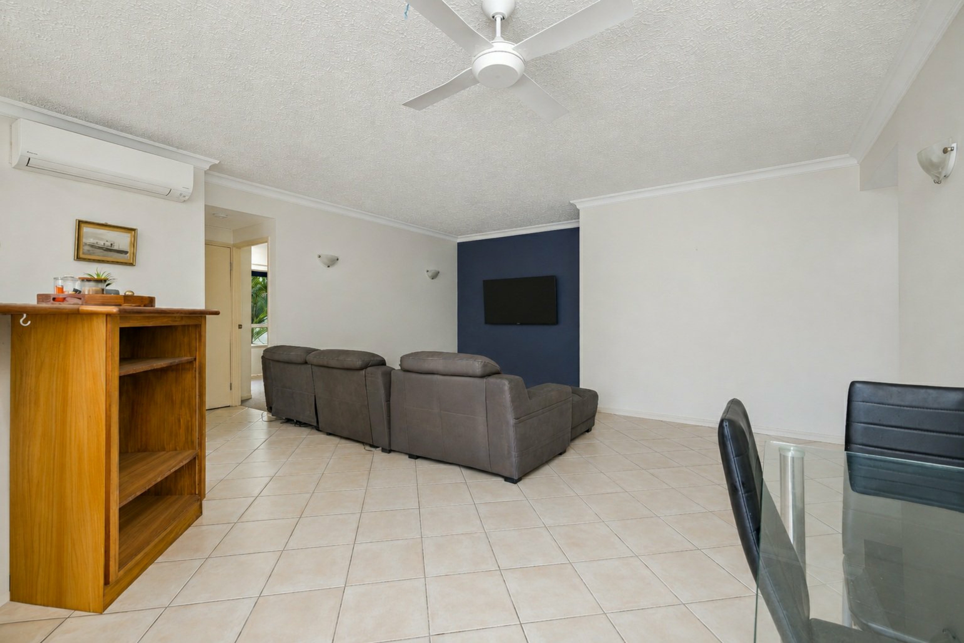 805/2-10 Greenslopes Street — photo 2 of 8