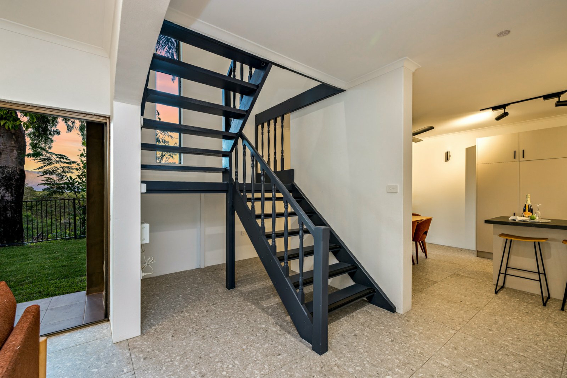 Unit 1/22-24 Collins Avenue — photo 8 of 25