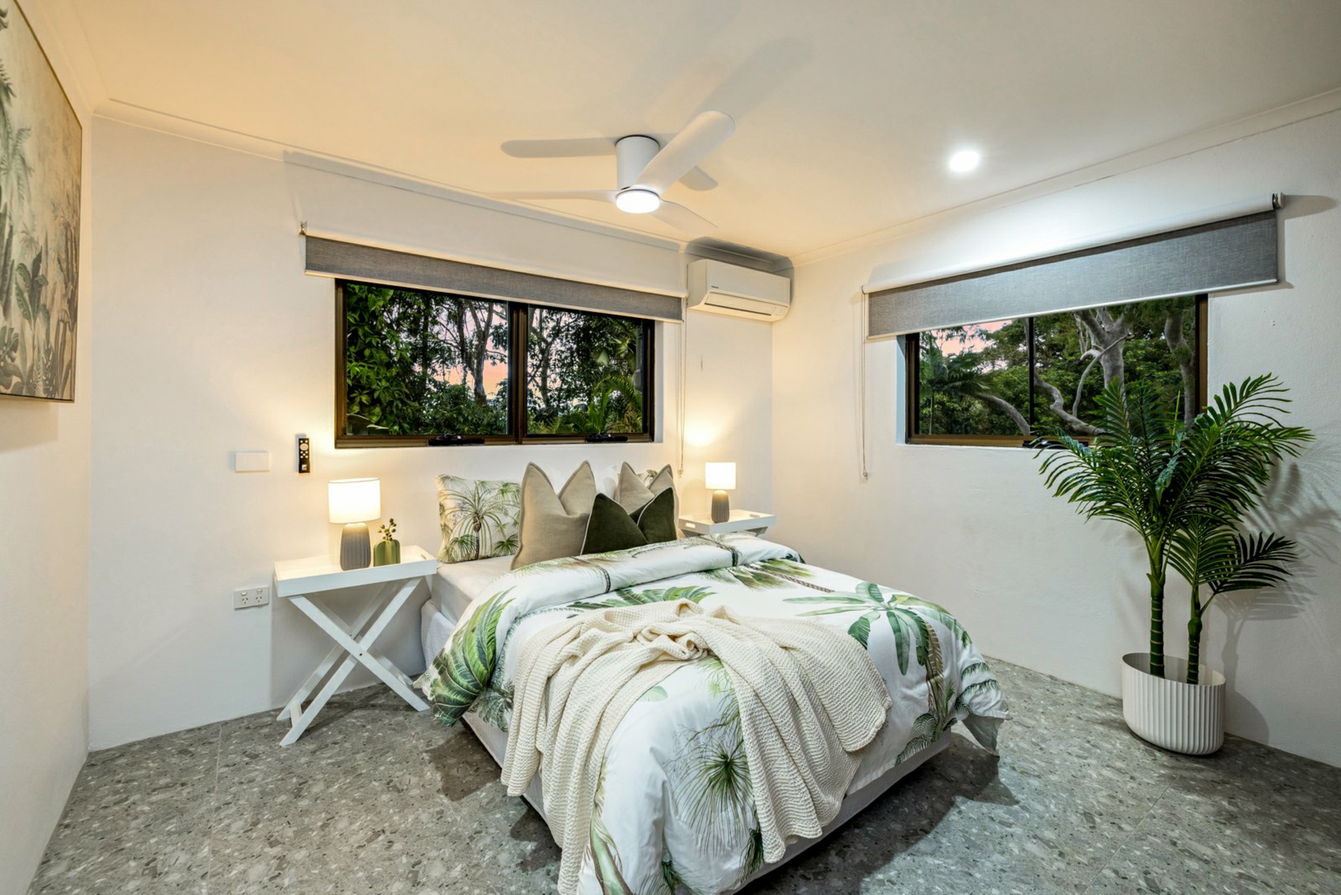 Unit 2/22-24 Collins Avenue — photo 12 of 19
