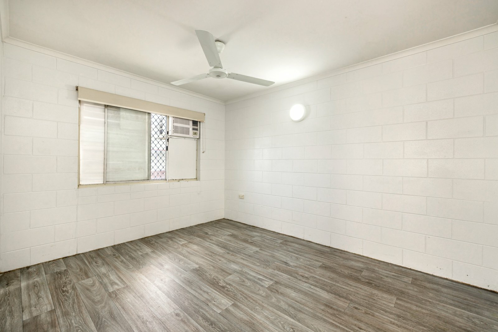 8/122 Aumuller Street — photo 5 of 9