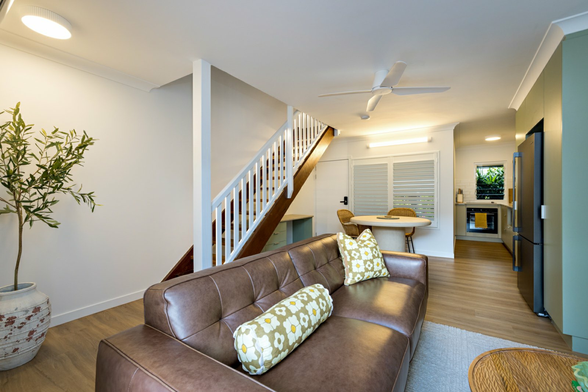 6/10 Crathern Close — photo 4 of 10