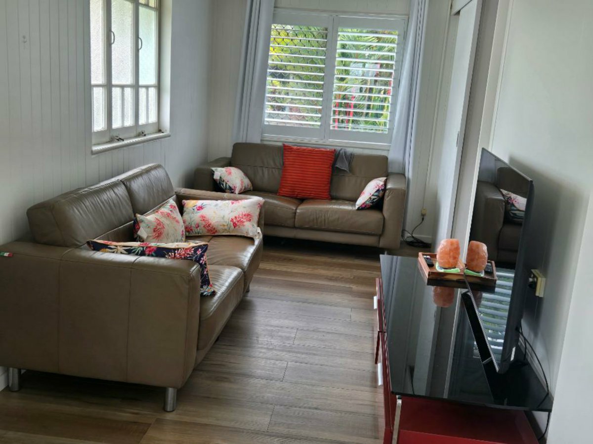 9 Hall Street — photo 4 of 11