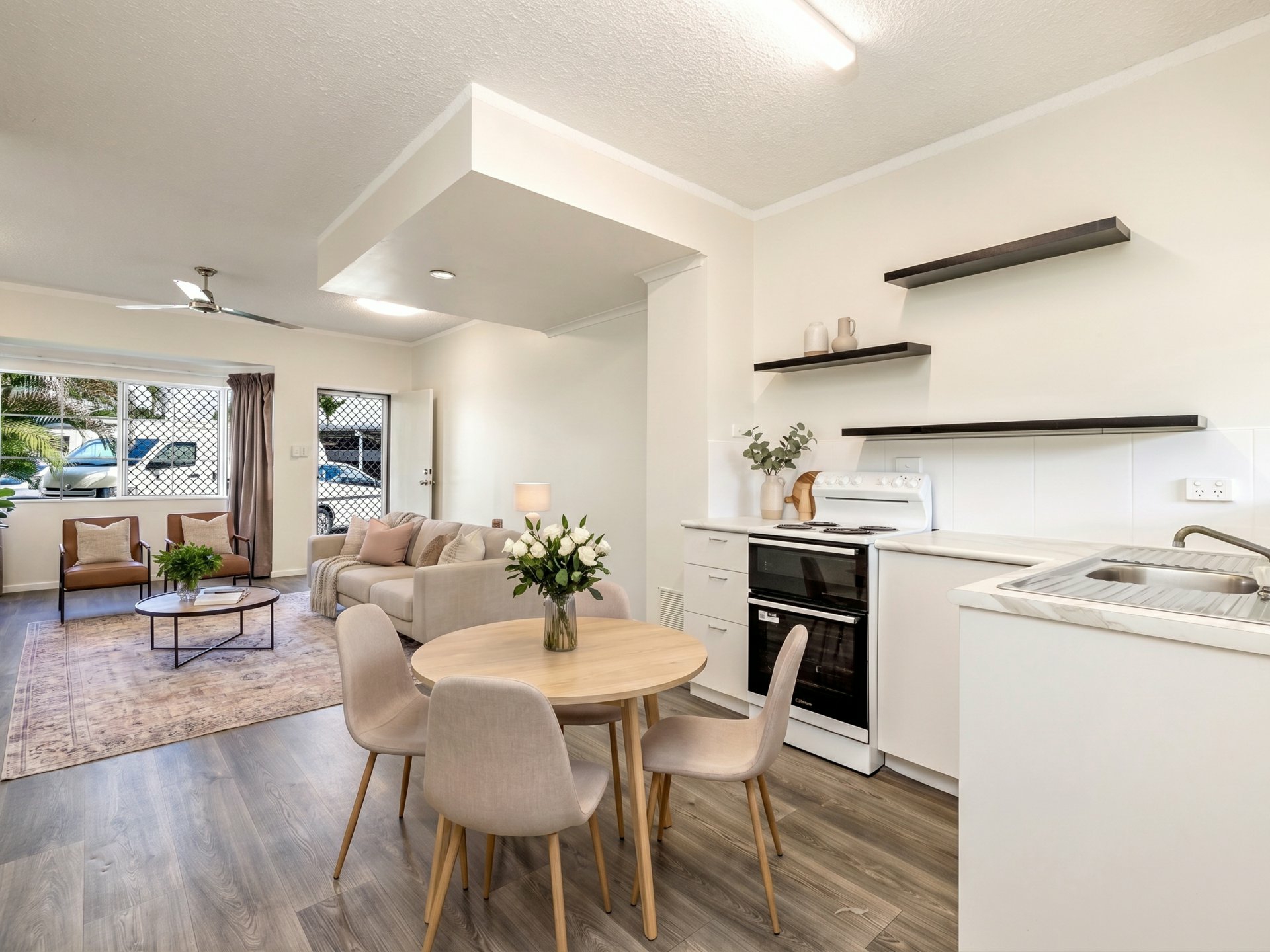 4/11 Brown Street — photo from LJ Hooker Cairns Edge Hill