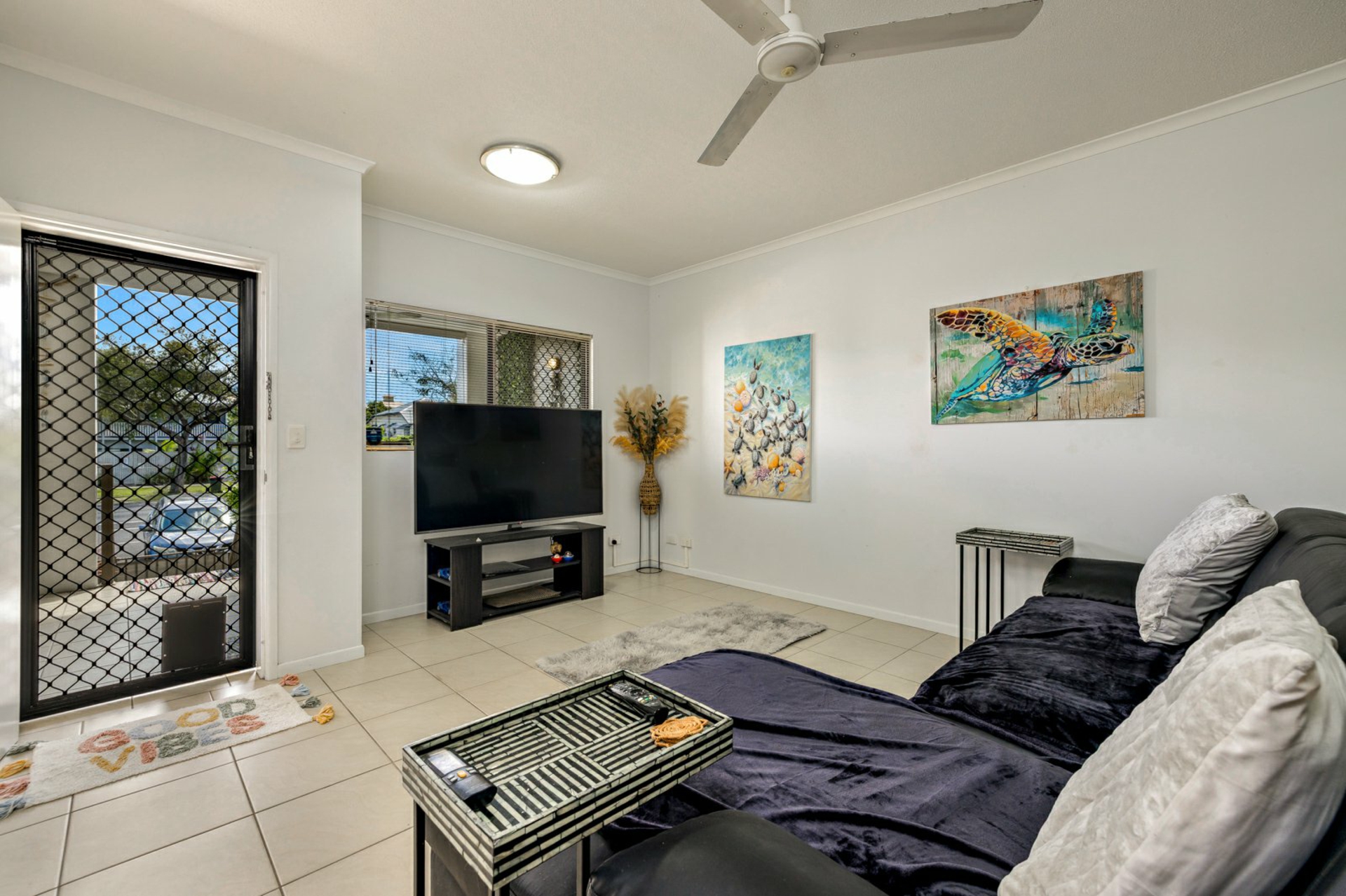 Apartment 8/97-99 Martyn Street — photo 2 of 12