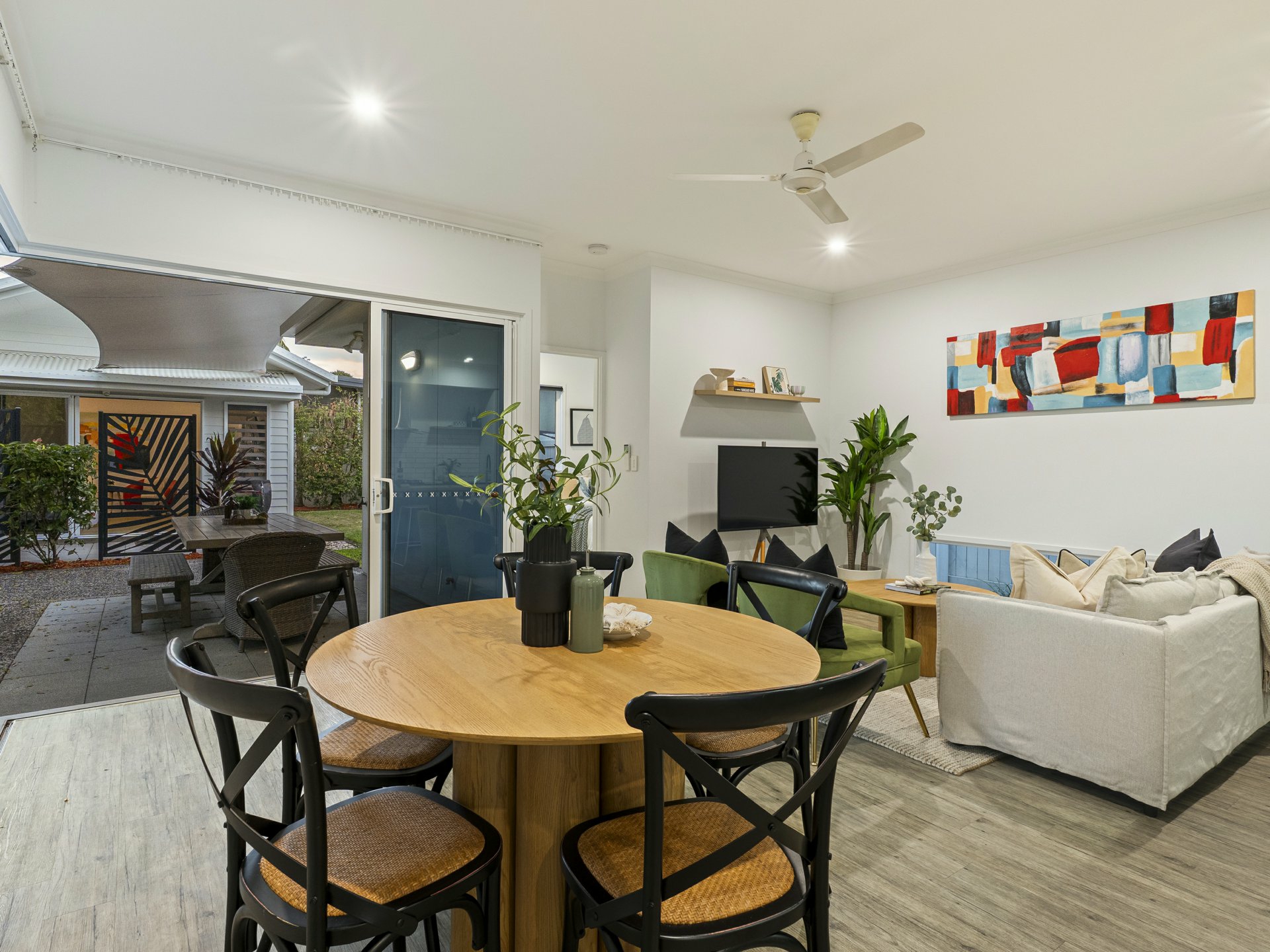 107A Woodward Street — photo 5 of 16