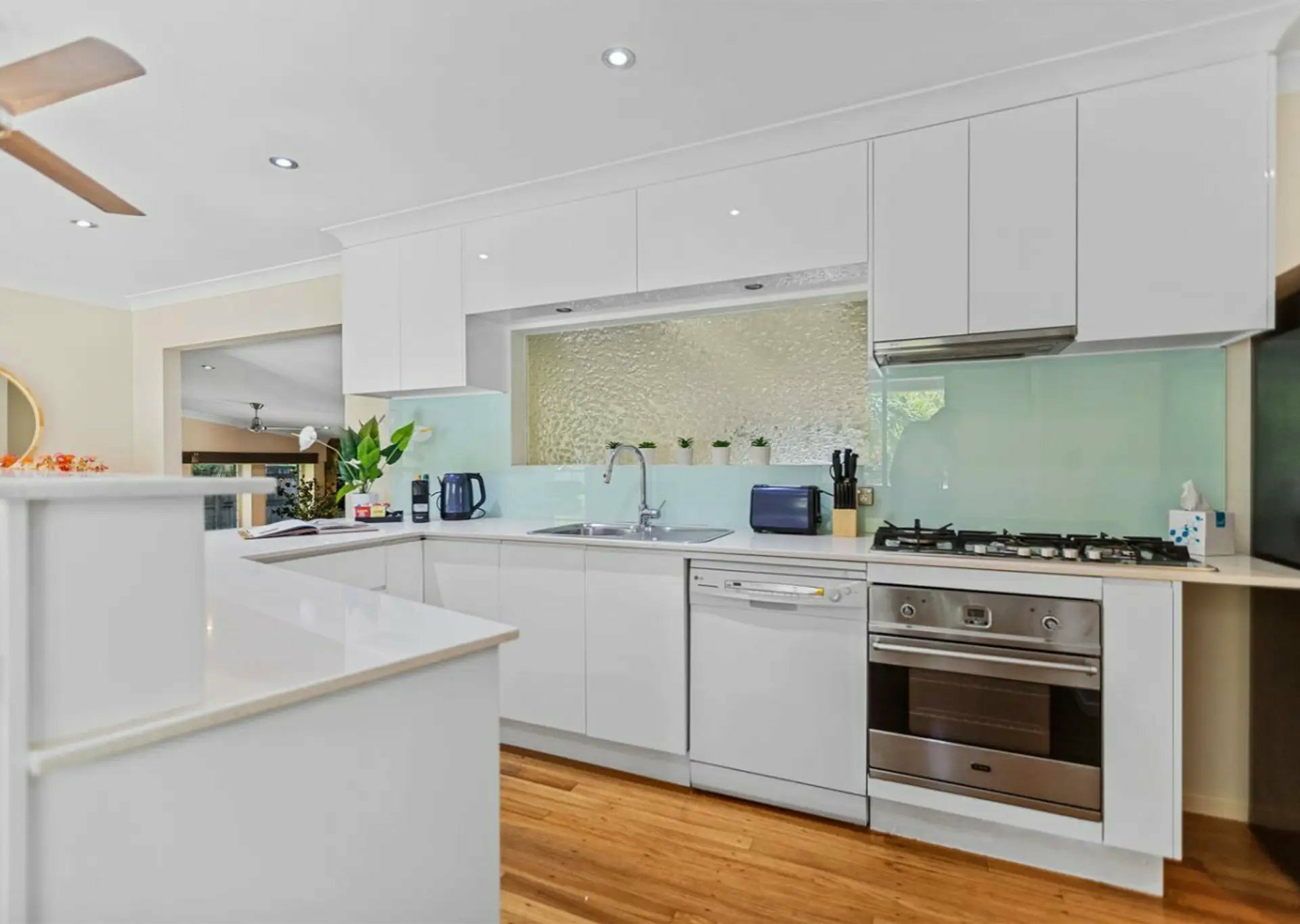 7 Cassia Street — photo 4 of 12