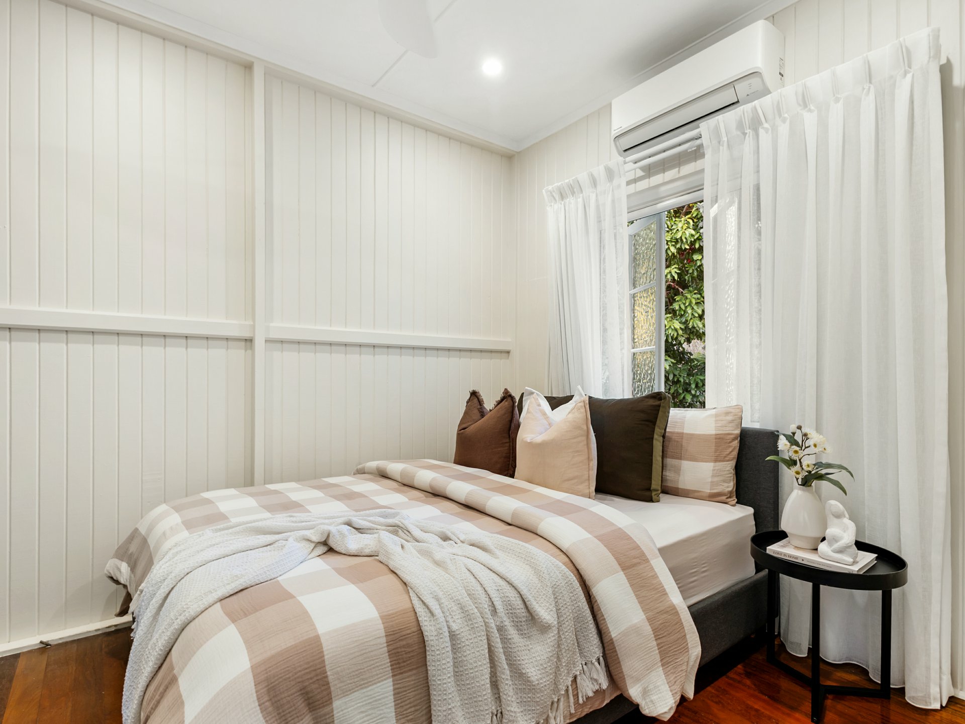 8 Dalgety Street — photo 10 of 22