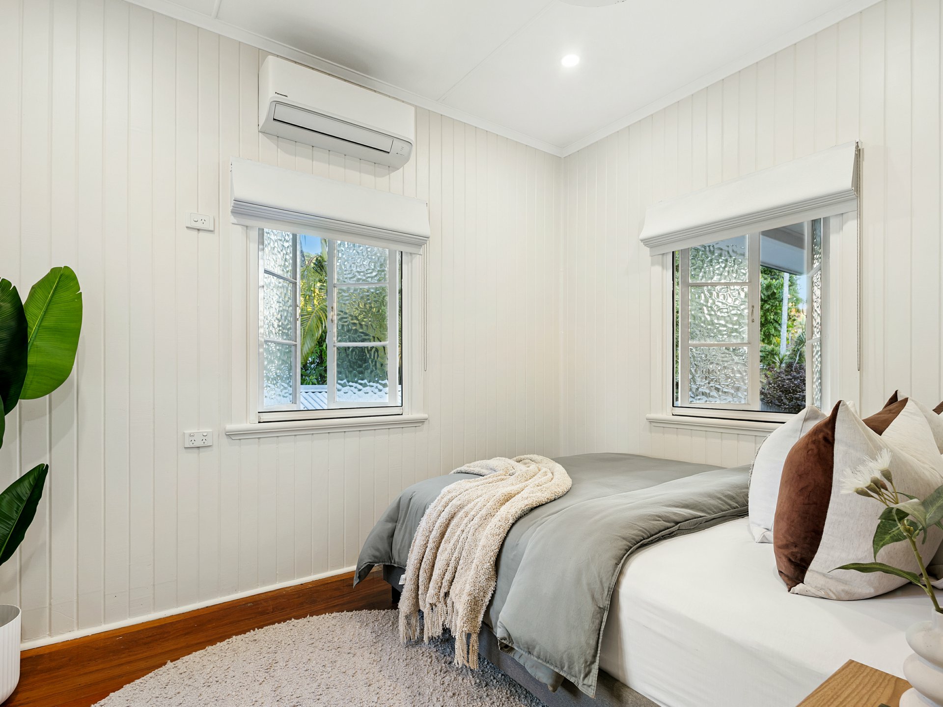 8 Dalgety Street — photo 12 of 22
