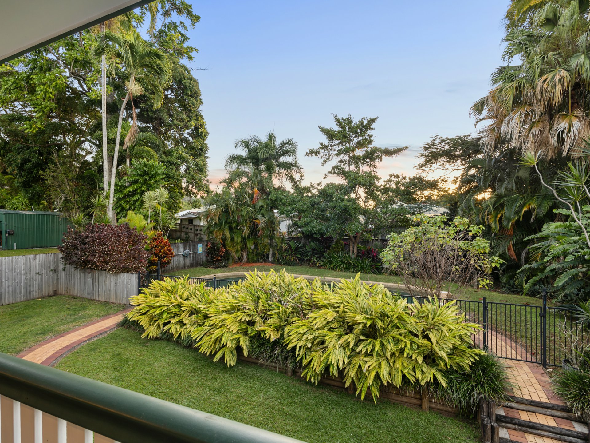 8 Dalgety Street — photo 19 of 22