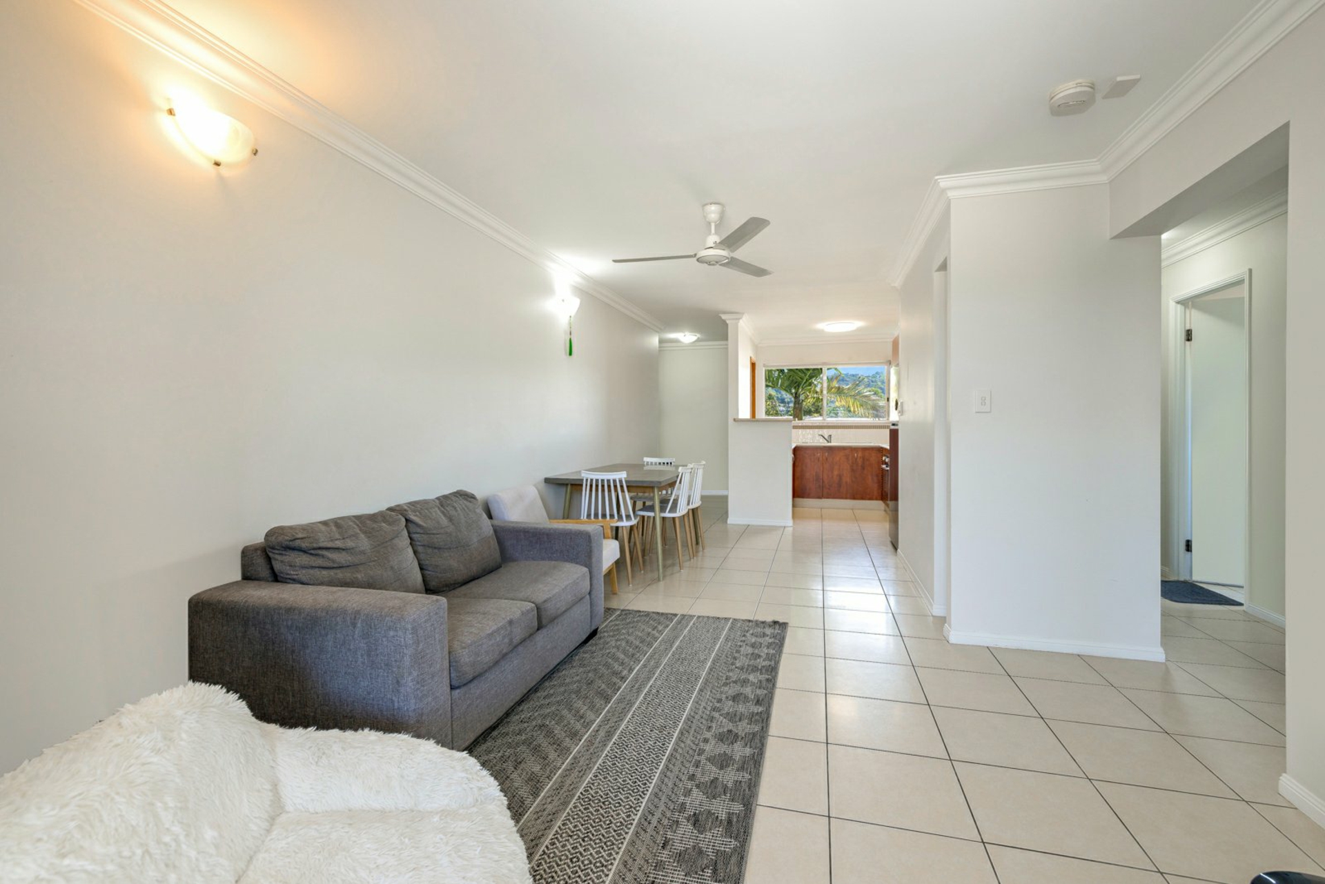 307/4 Grantala Street — photo 2 of 11