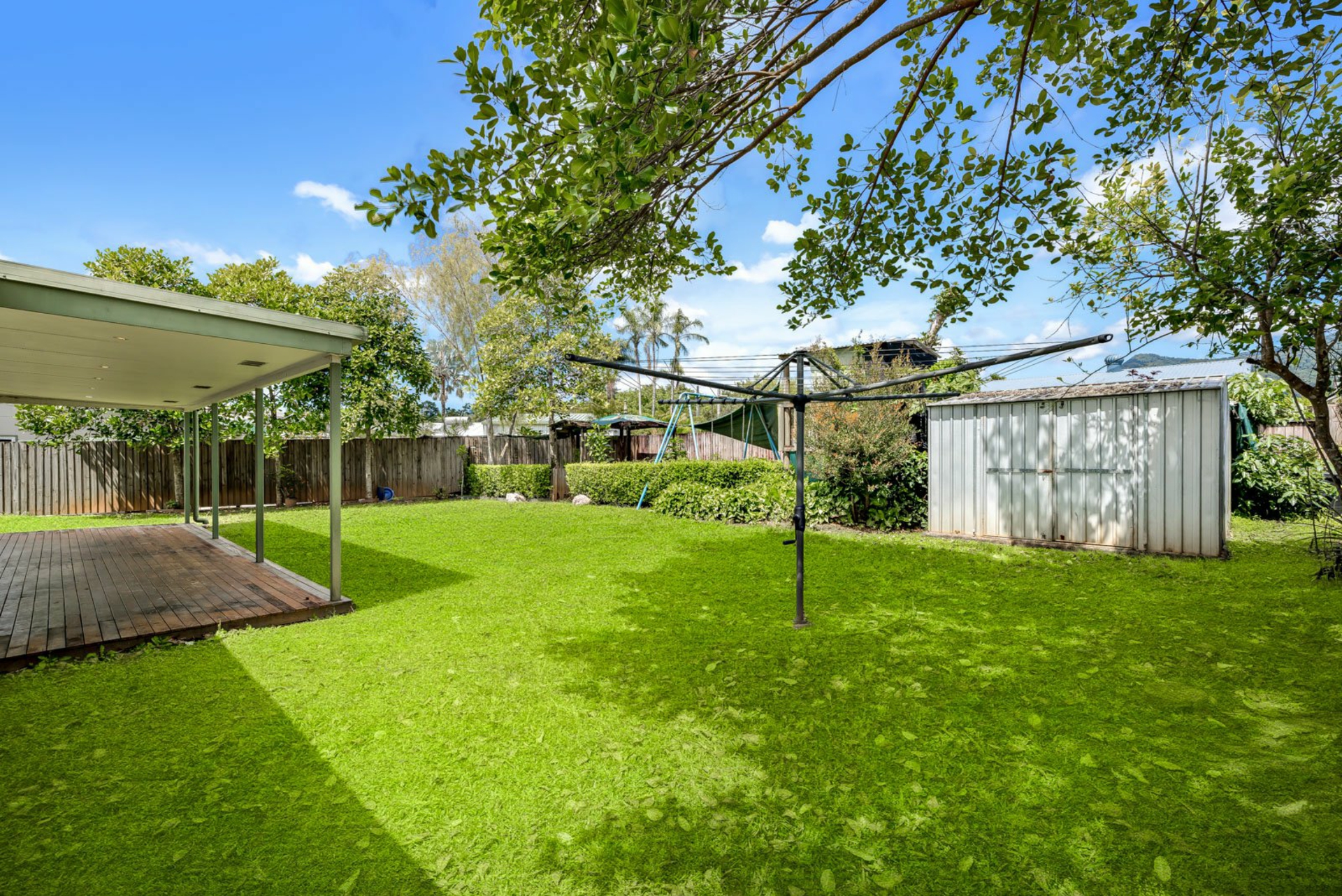 184 Robert Road — photo 4 of 11
