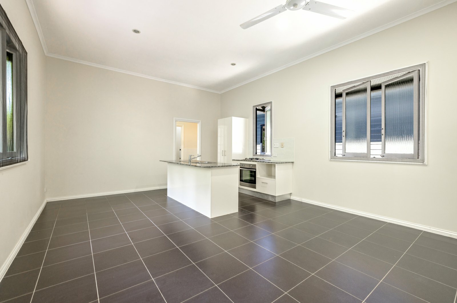28 Friend Street — photo 10 of 14