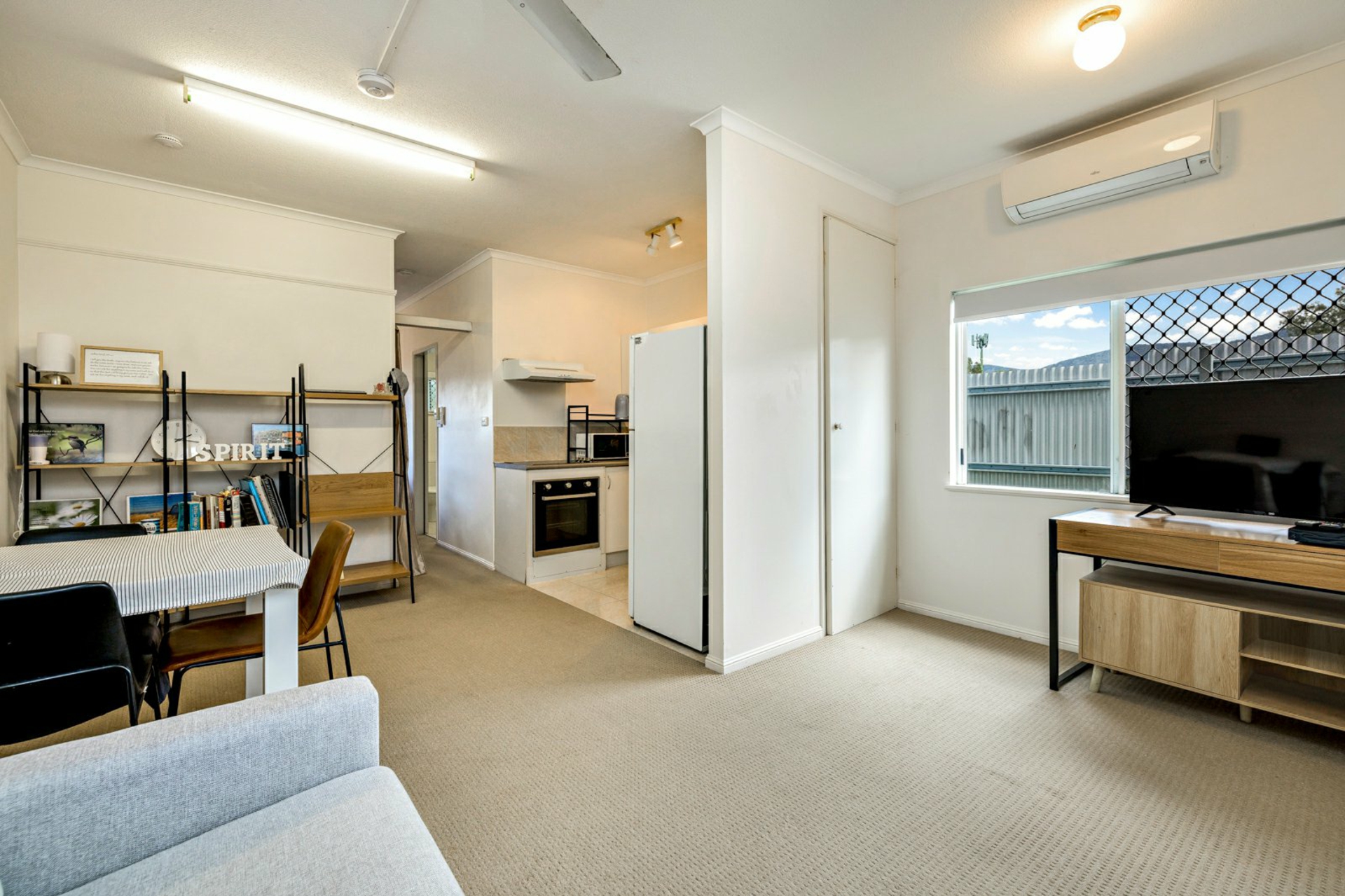 7/71-73 Alfred Street — photo 2 of 8