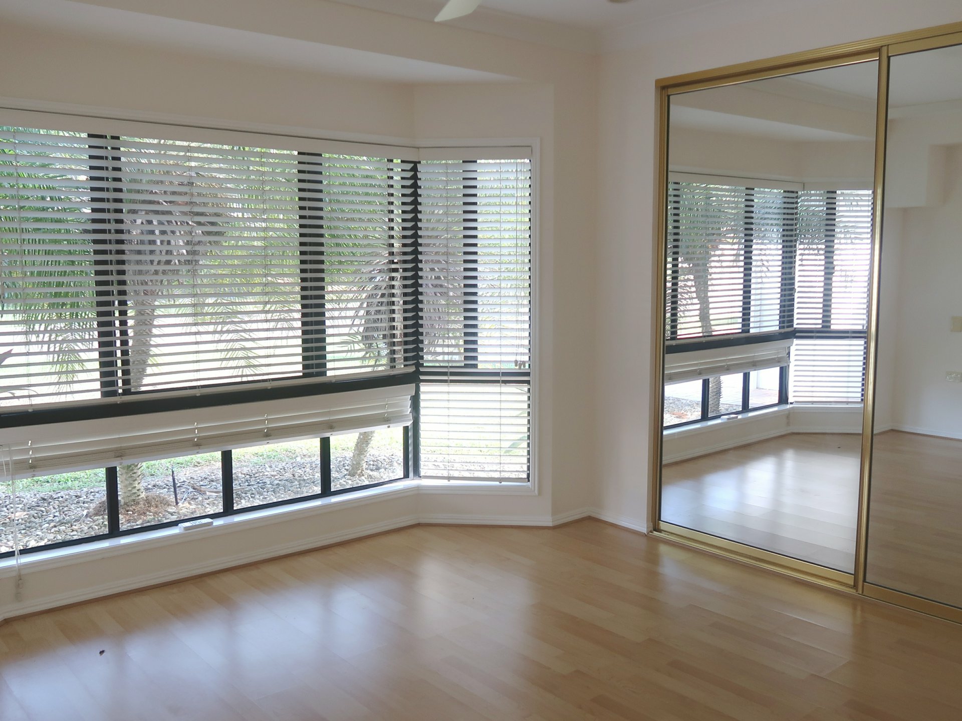 44 Orton Avenue — photo 6 of 11