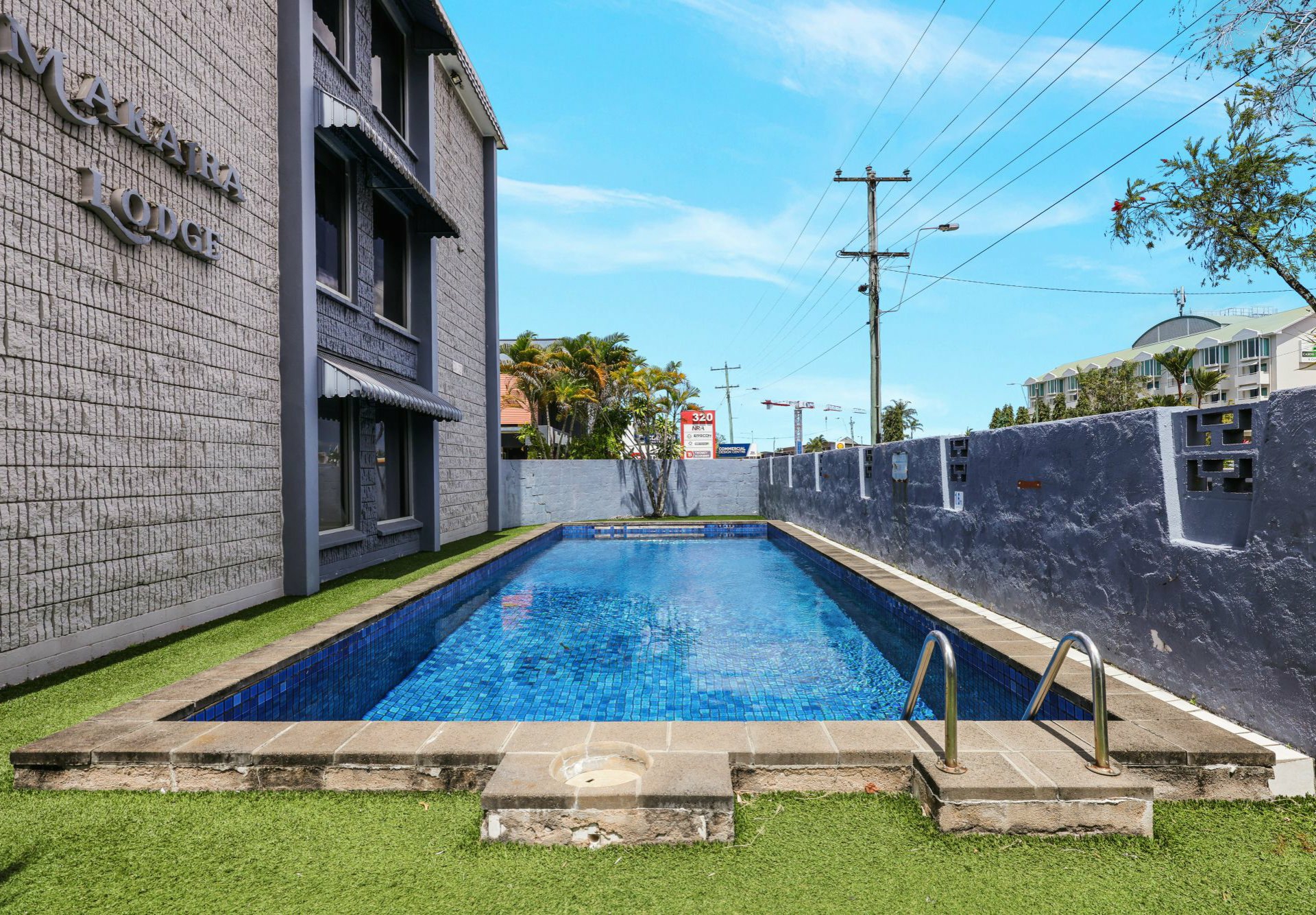 27/324-328 Sheridan Street — photo from LJ Hooker Cairns Edge Hill