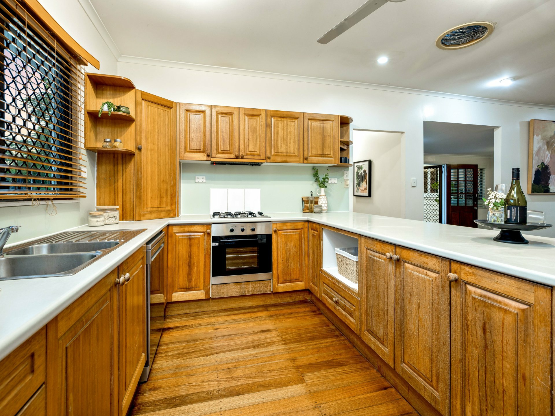 22 Bolton Street — photo 3 of 16