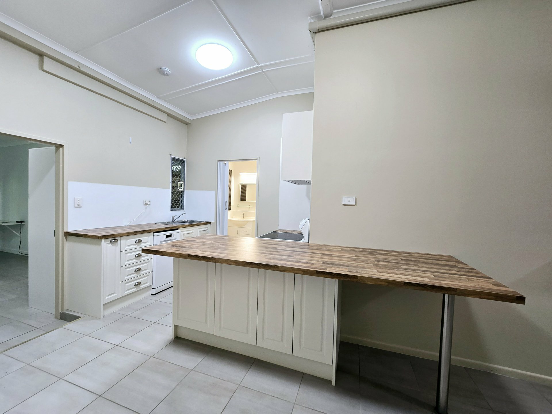 169A Jensen Street — photo 4 of 10