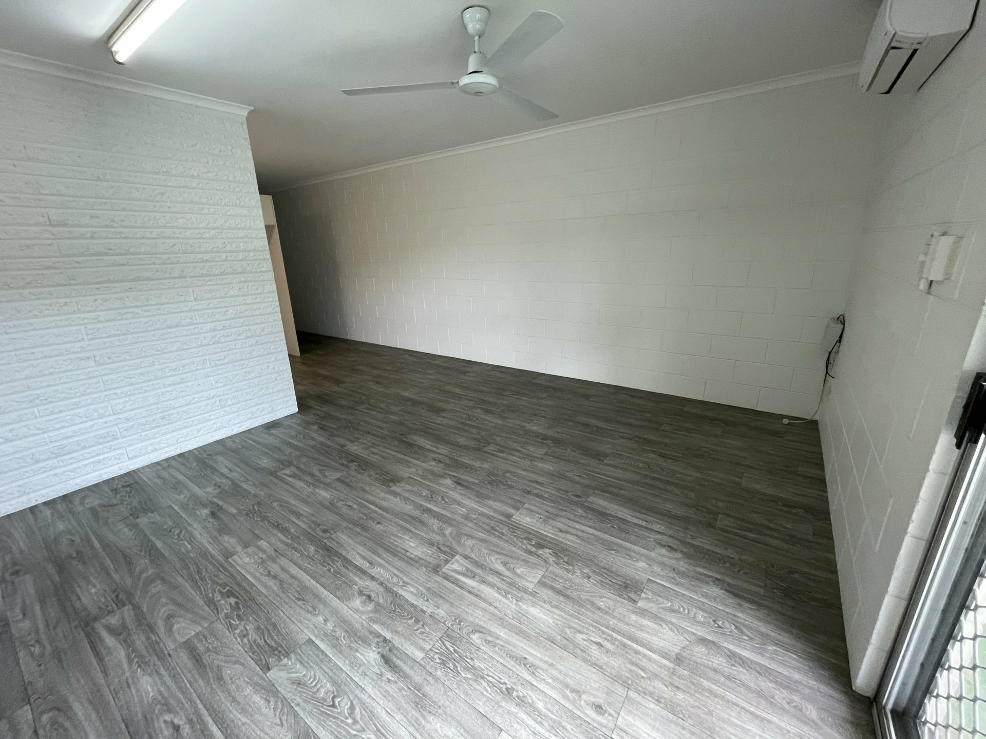 1/133 Russell Street — photo 4 of 9