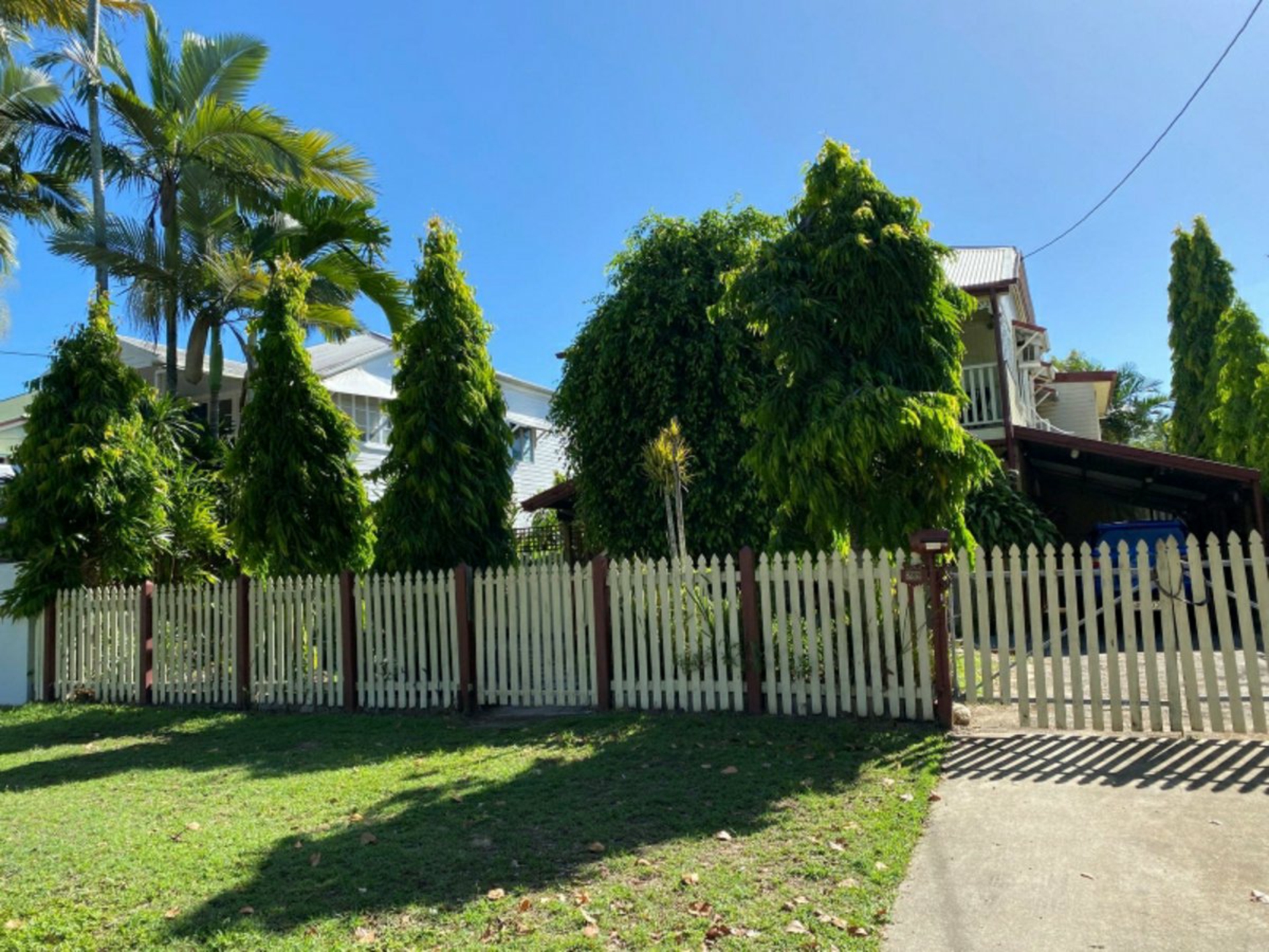 5/285 McLeod Street — photo from LJ Hooker Cairns Edge Hill