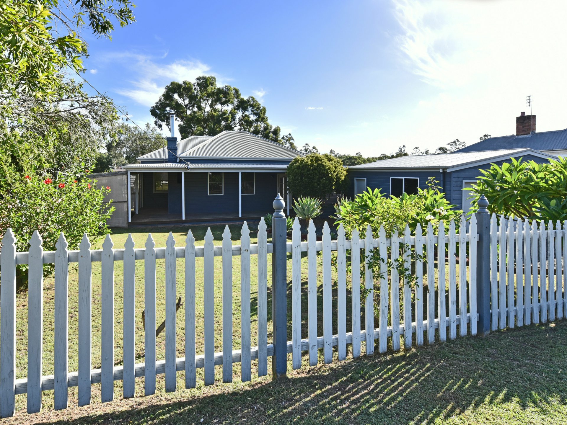 4 Rothbury Street North Rothbury NSW Property Details LJ Hooker
