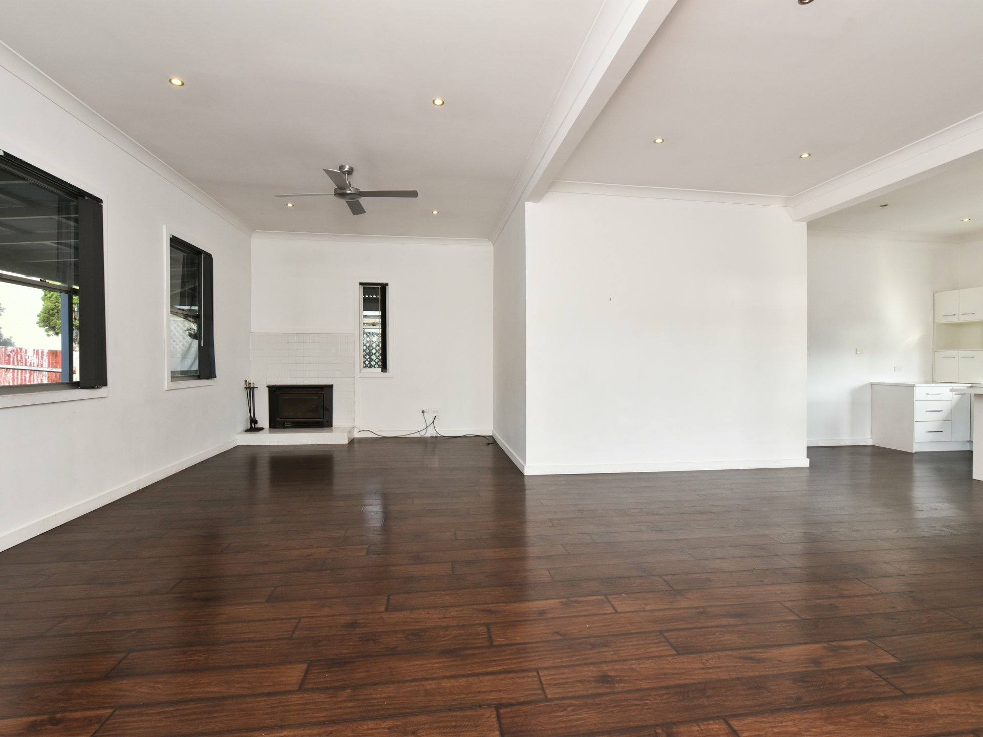 4 Rothbury Street North Rothbury NSW Property Details LJ Hooker