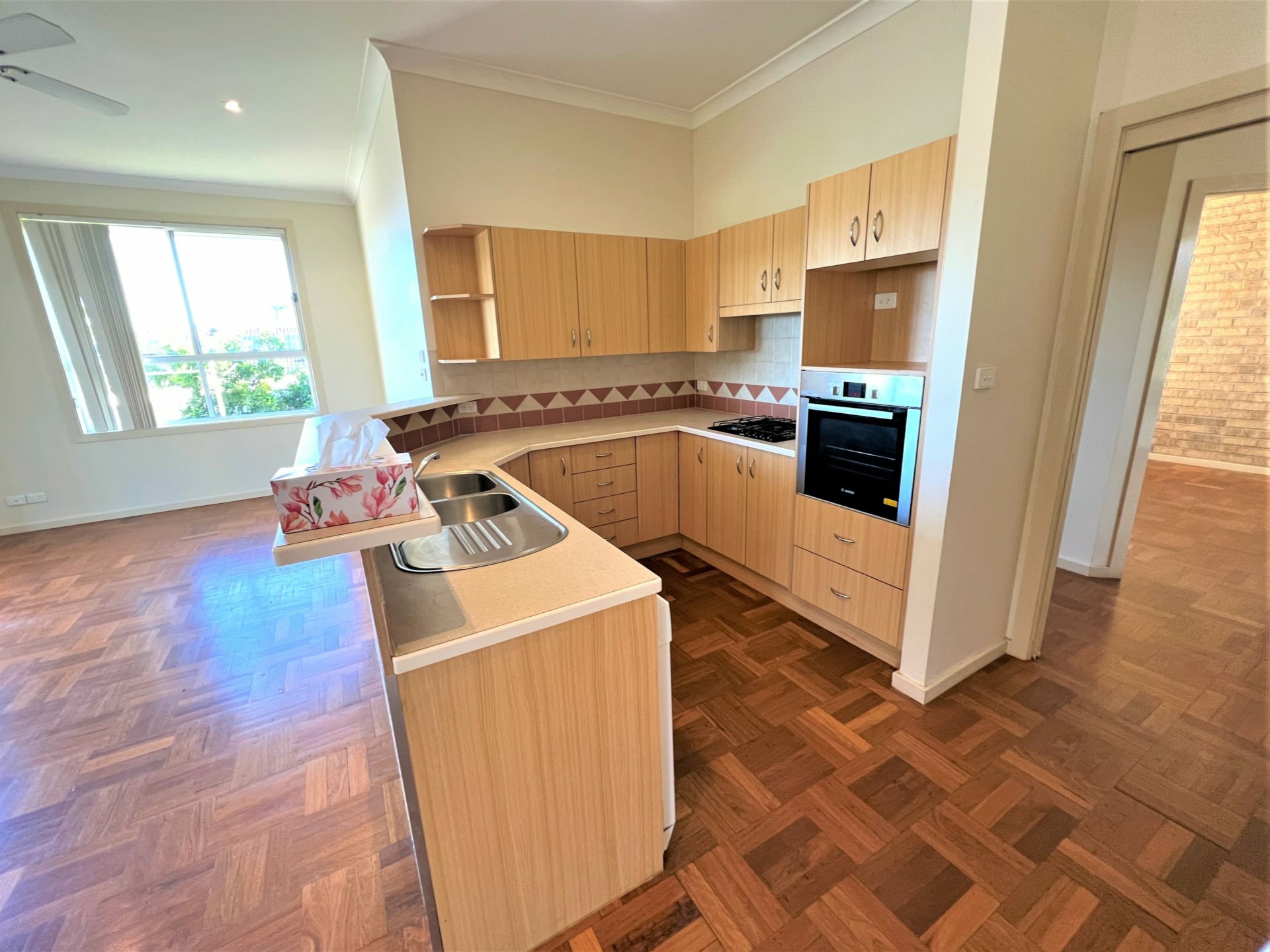 3 Birch Grove, ABERGLASSLYN