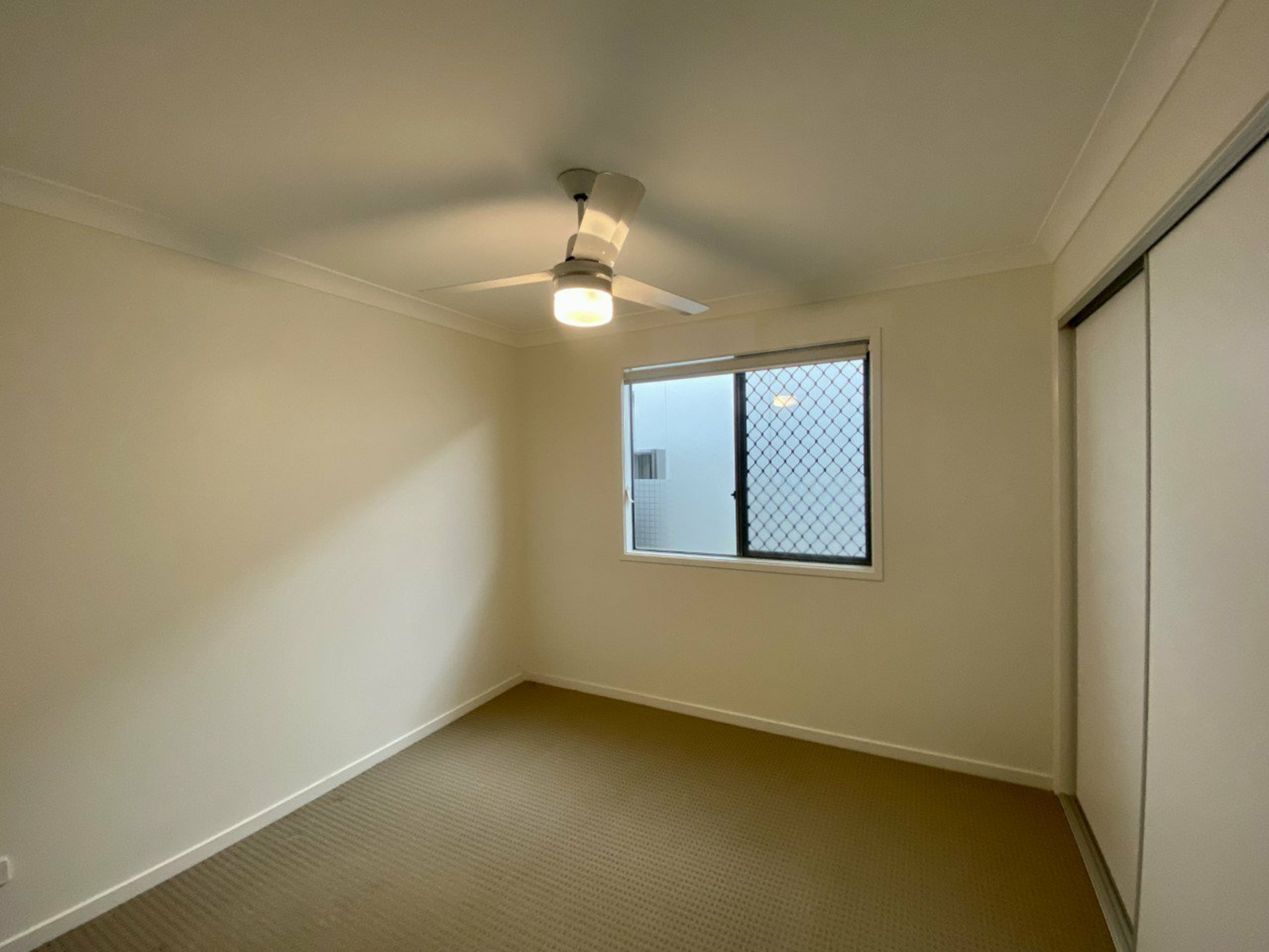 2/61 Power Road, BUDERIM