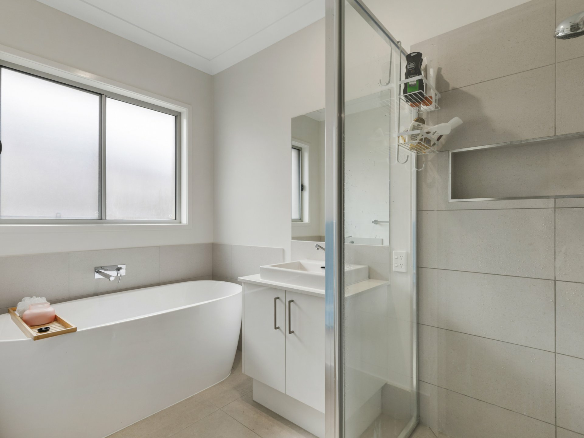 67 Adrian Circuit, Nirimba