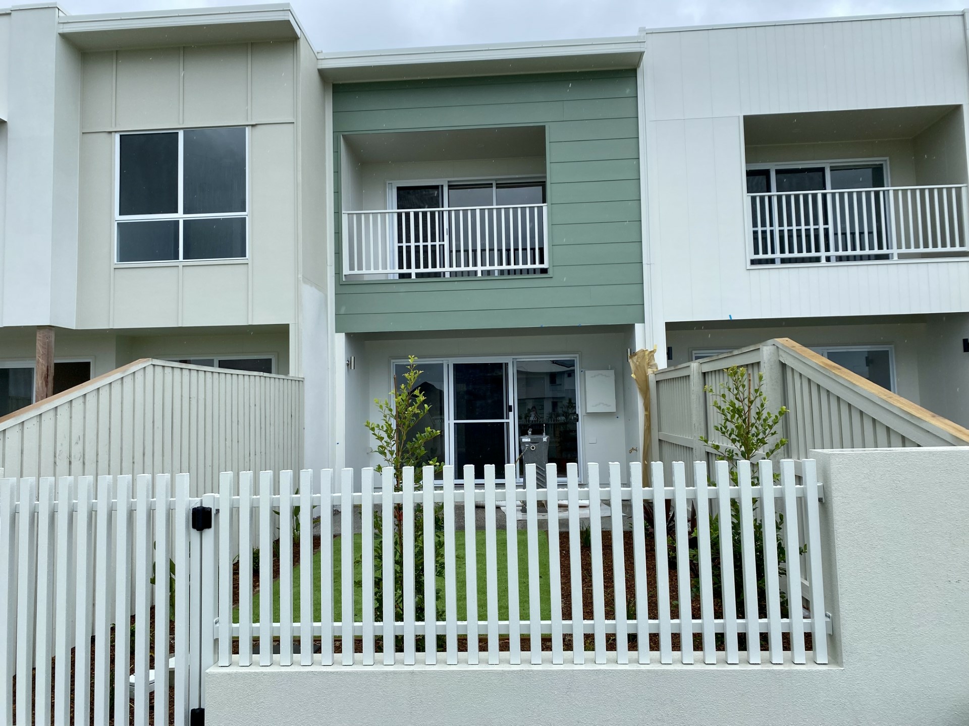 18 Hook Lane, BANYA