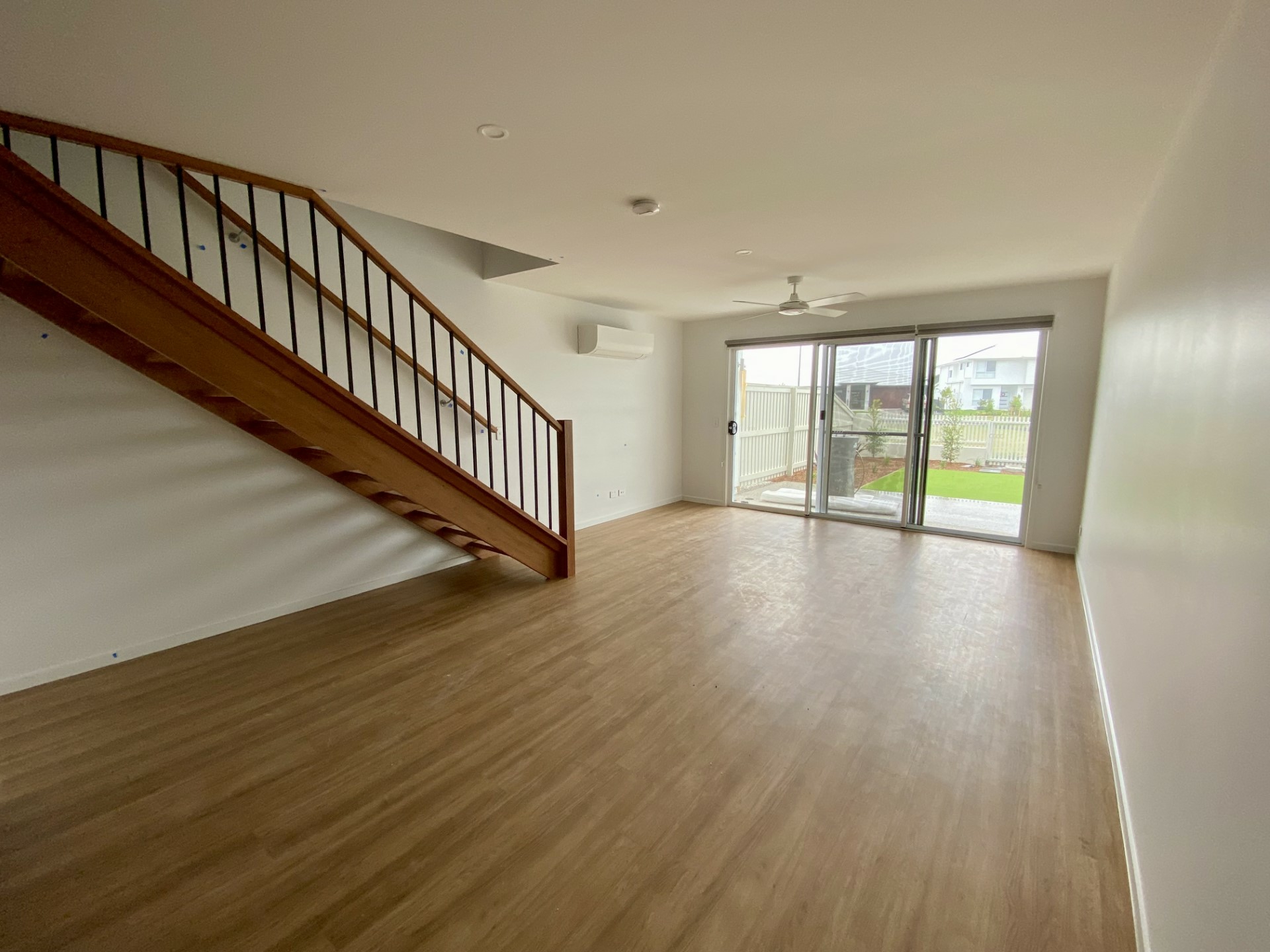 18 Hook Lane, BANYA