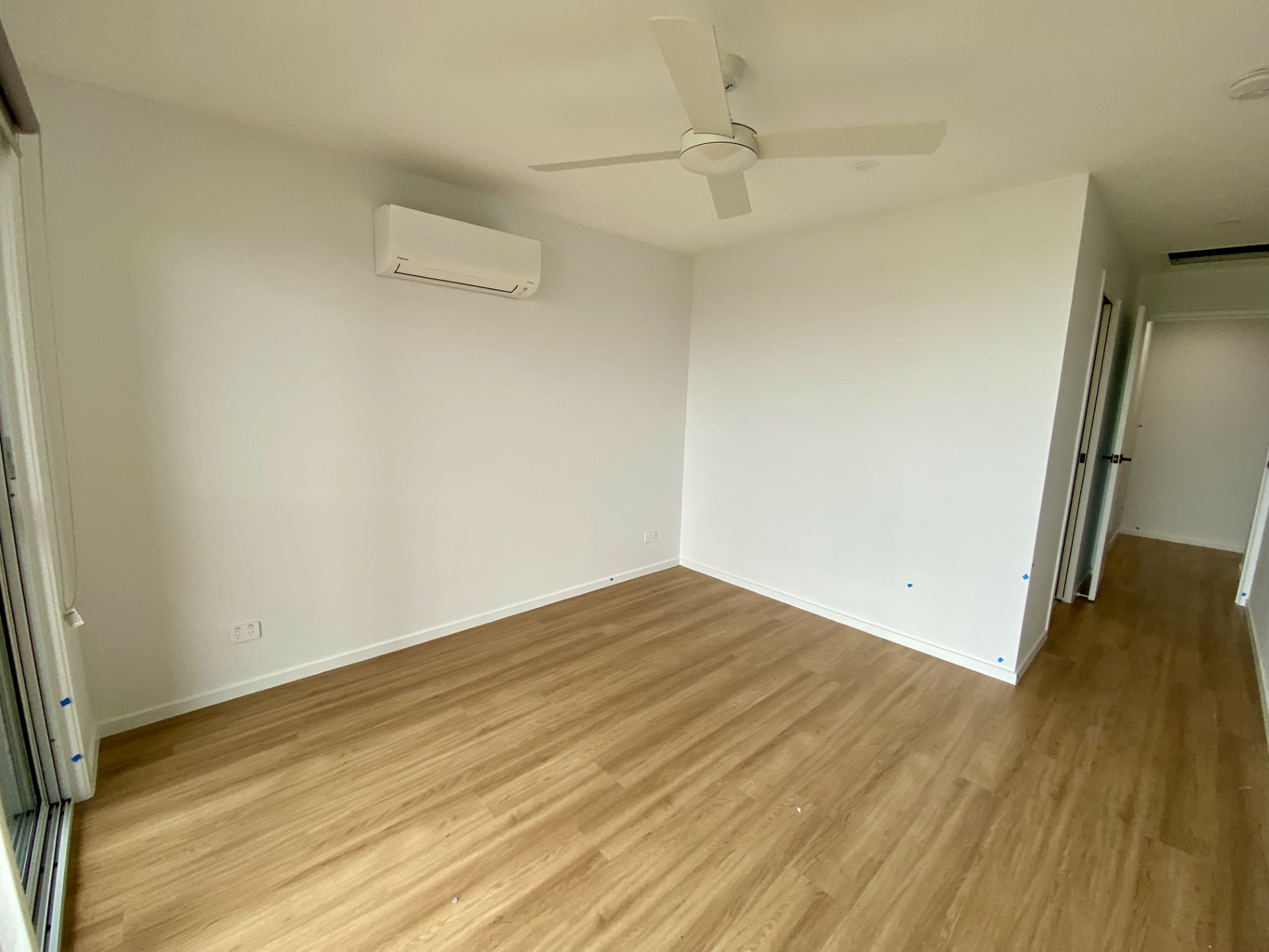 18 Hook Lane, BANYA
