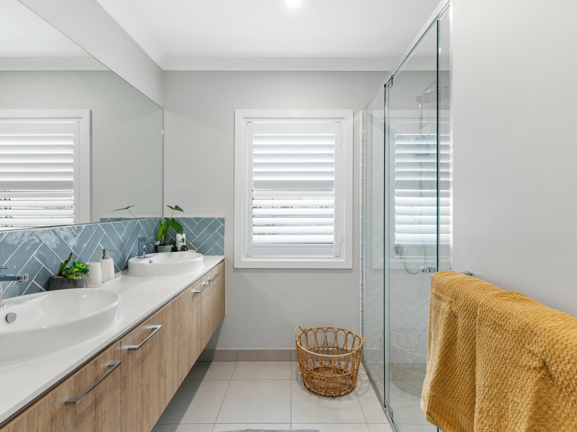 2 Charleston Crescent, BARINGA