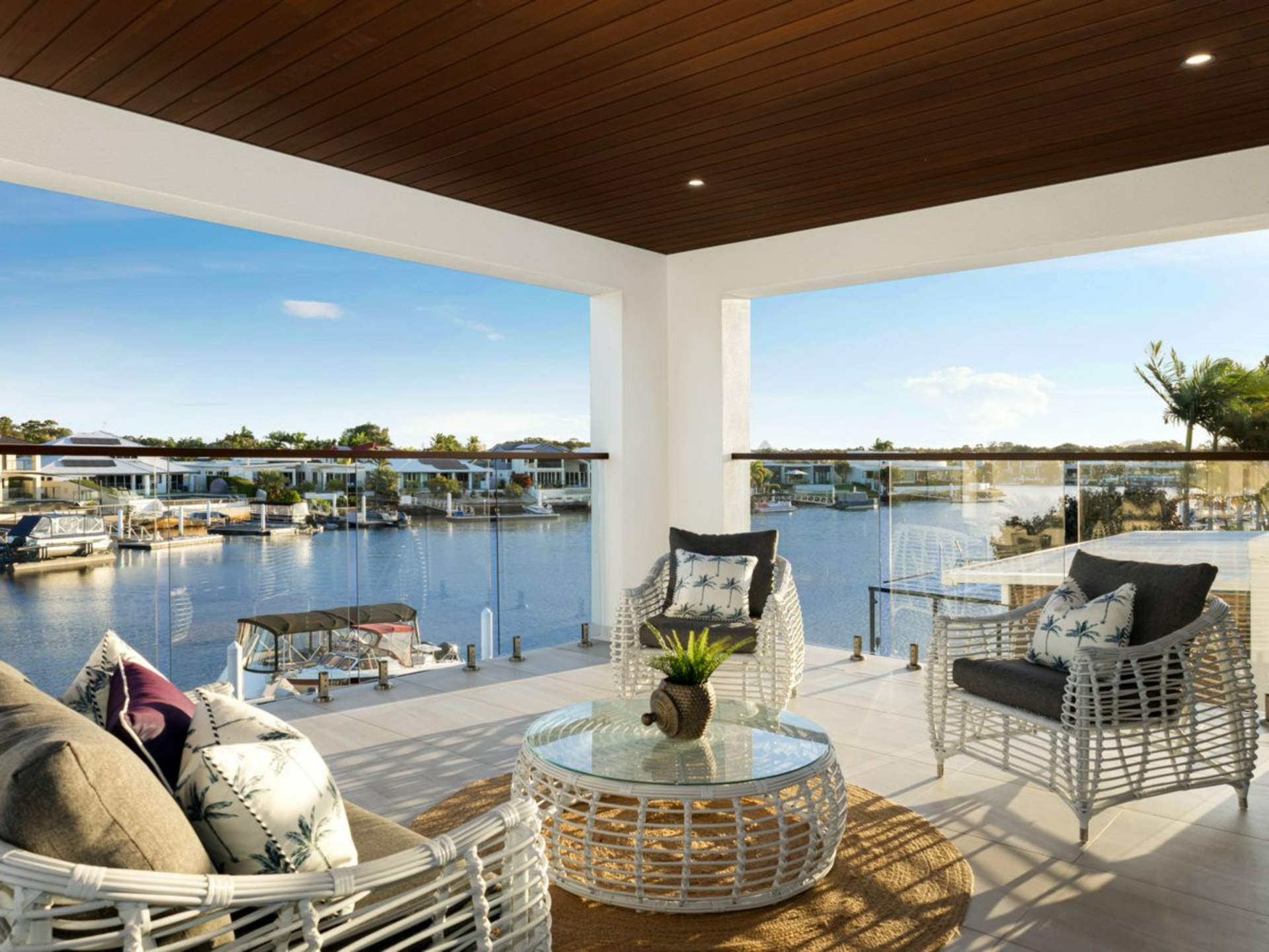 3 Sea Glint Place, PELICAN WATERS