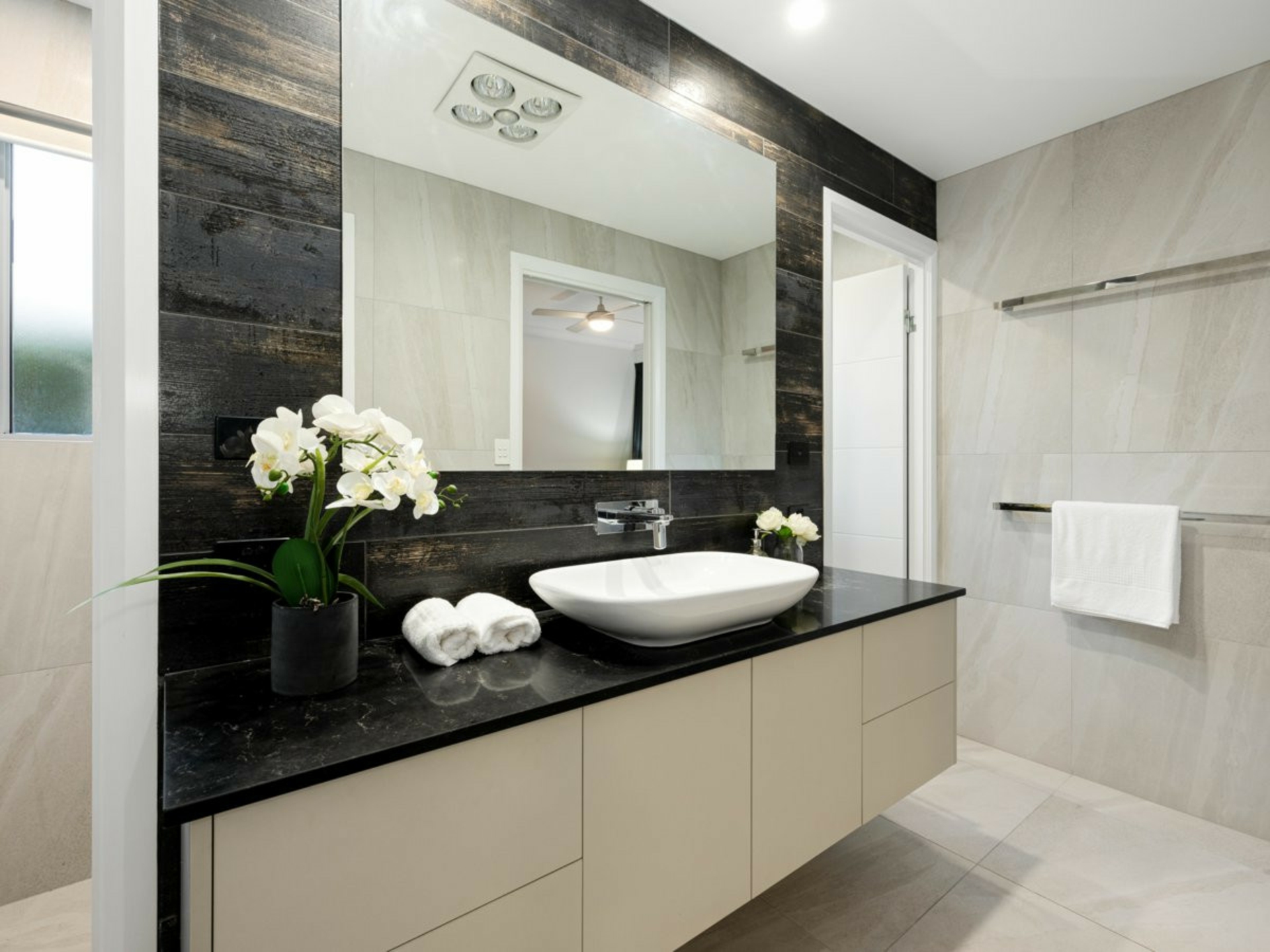 3 Sea Glint Place, PELICAN WATERS