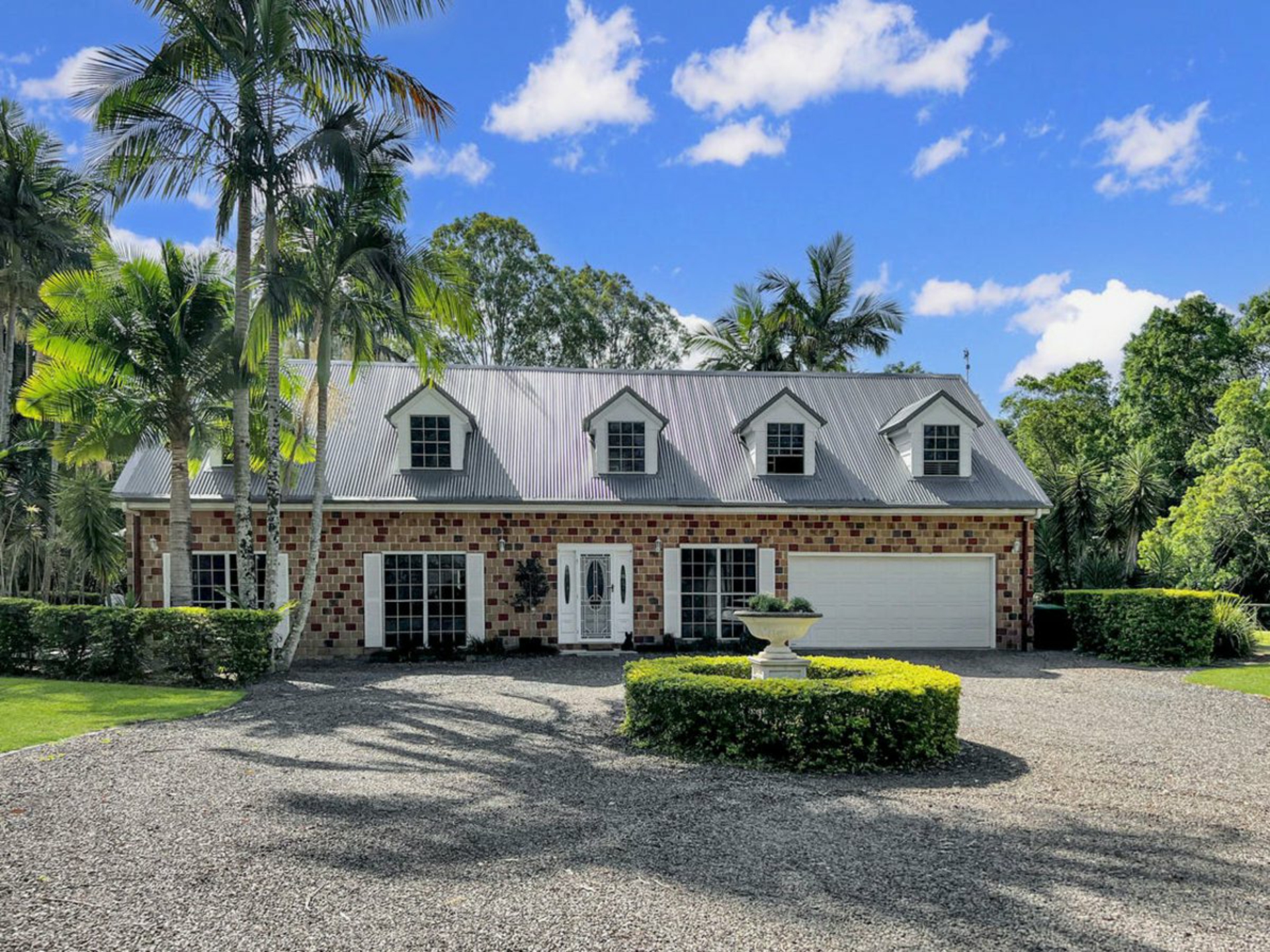 26 Hamilton Close Mooloolah Valley QLD
