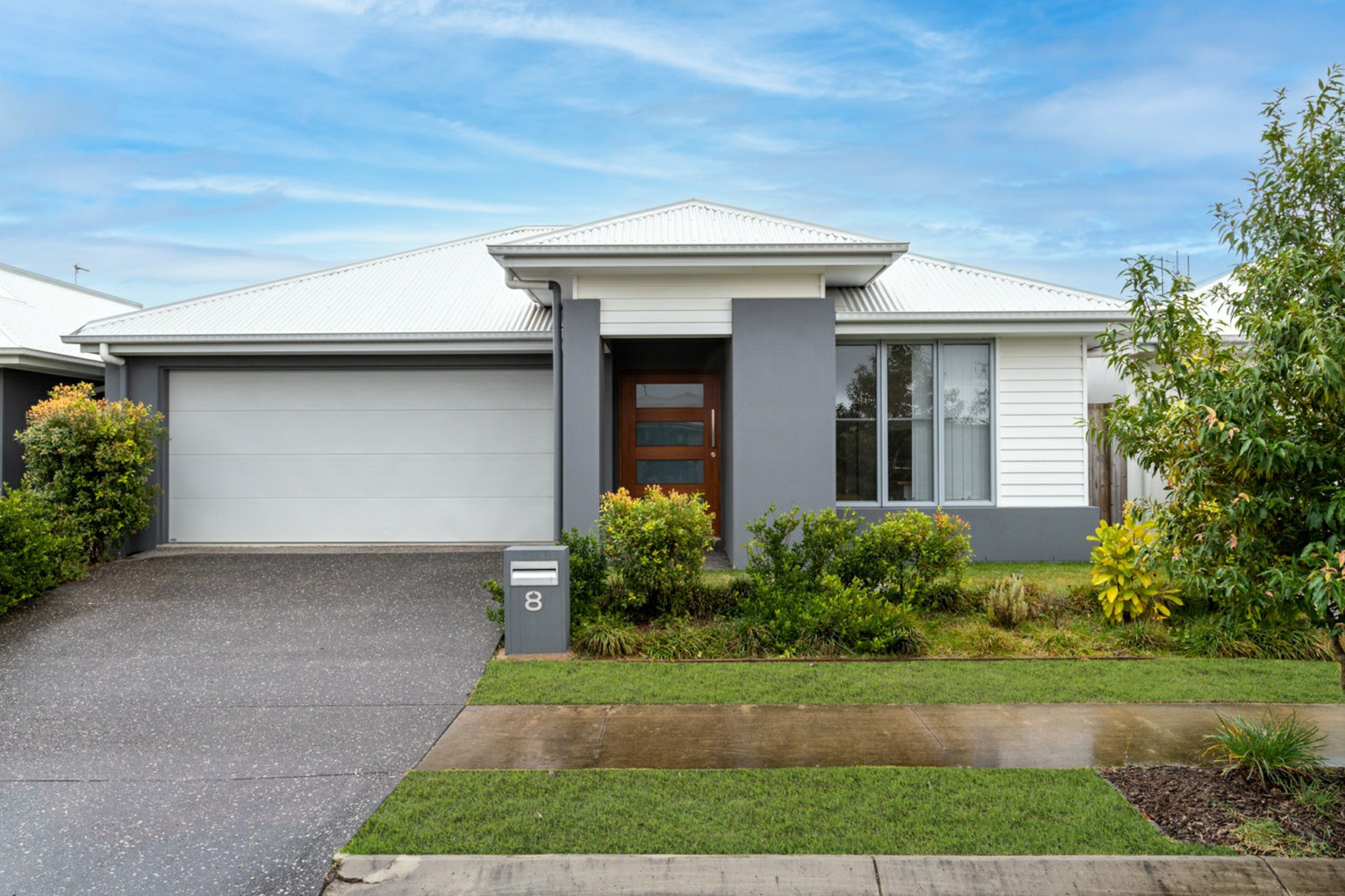 8 Paddington Circuit, Baringa