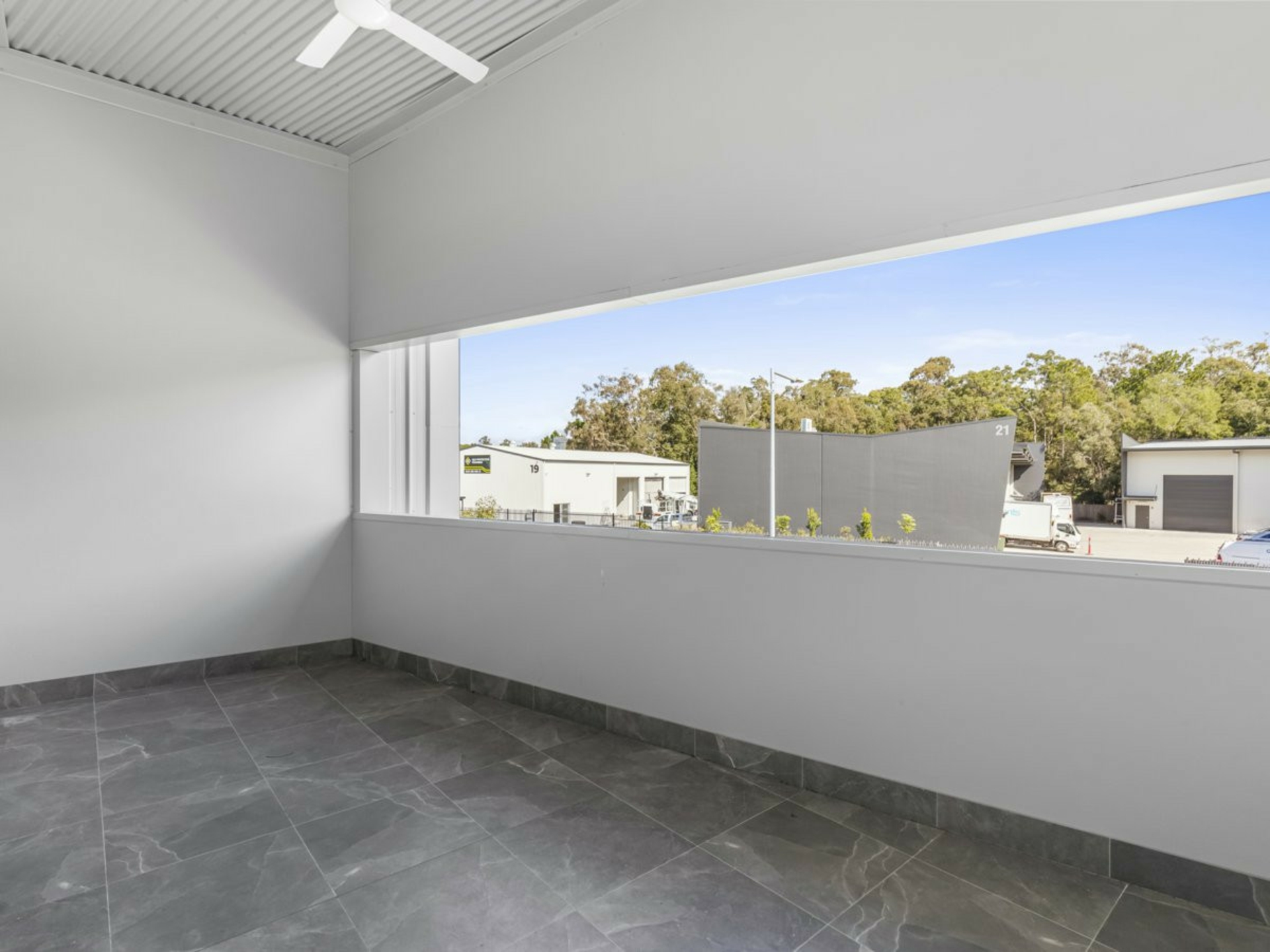 6/14 Lenco Crescent, LANDSBOROUGH