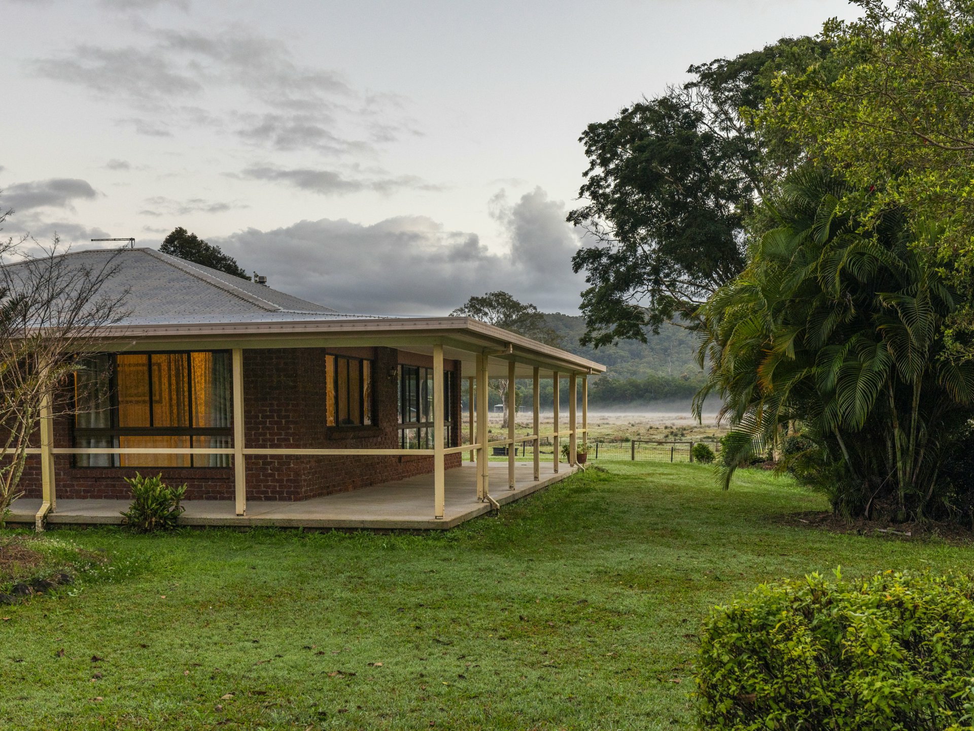 180 Connection Road, GLENVIEW
