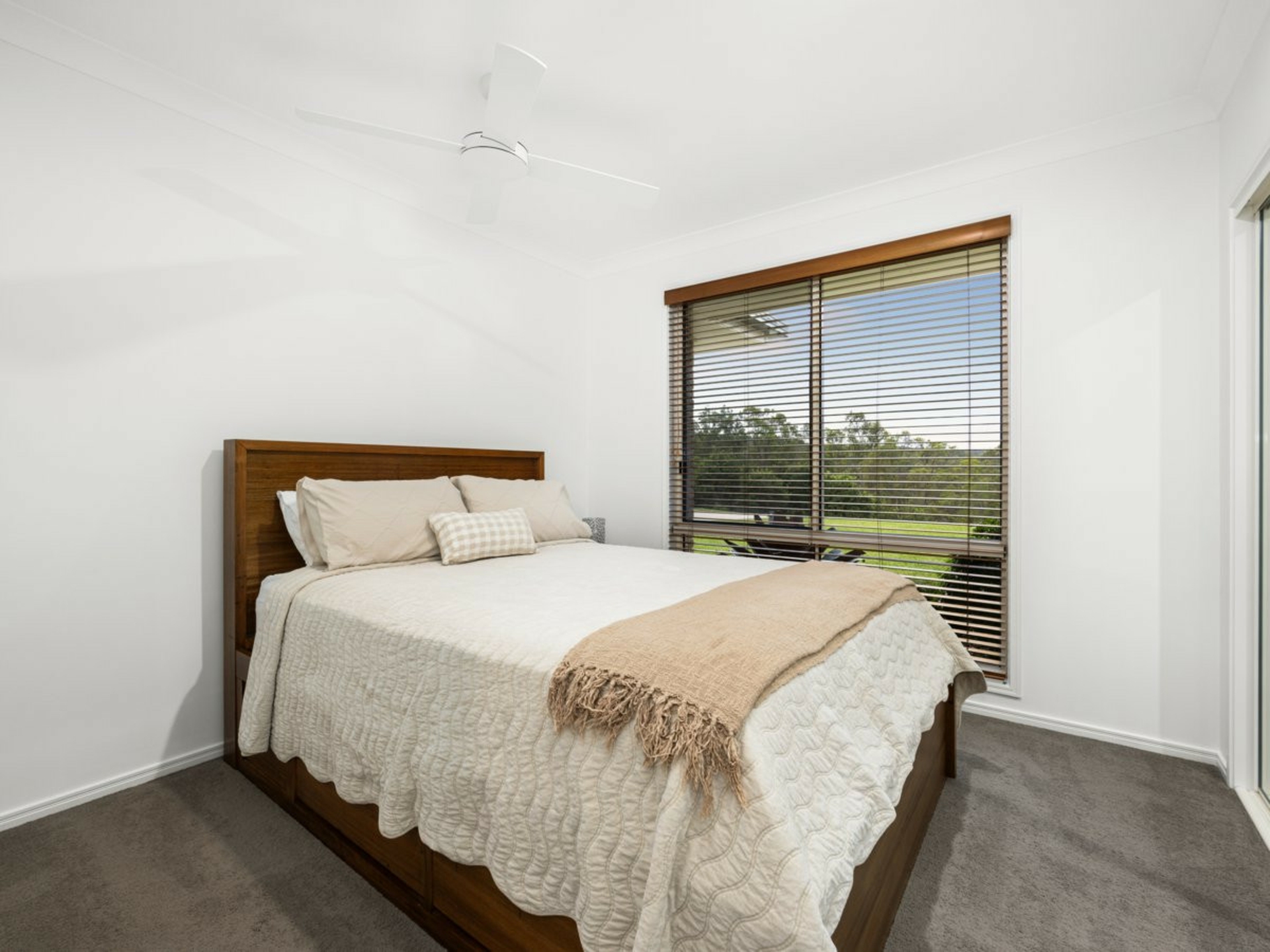 29 Woodrows Road, GLASS HOUSE MOUNTAINS