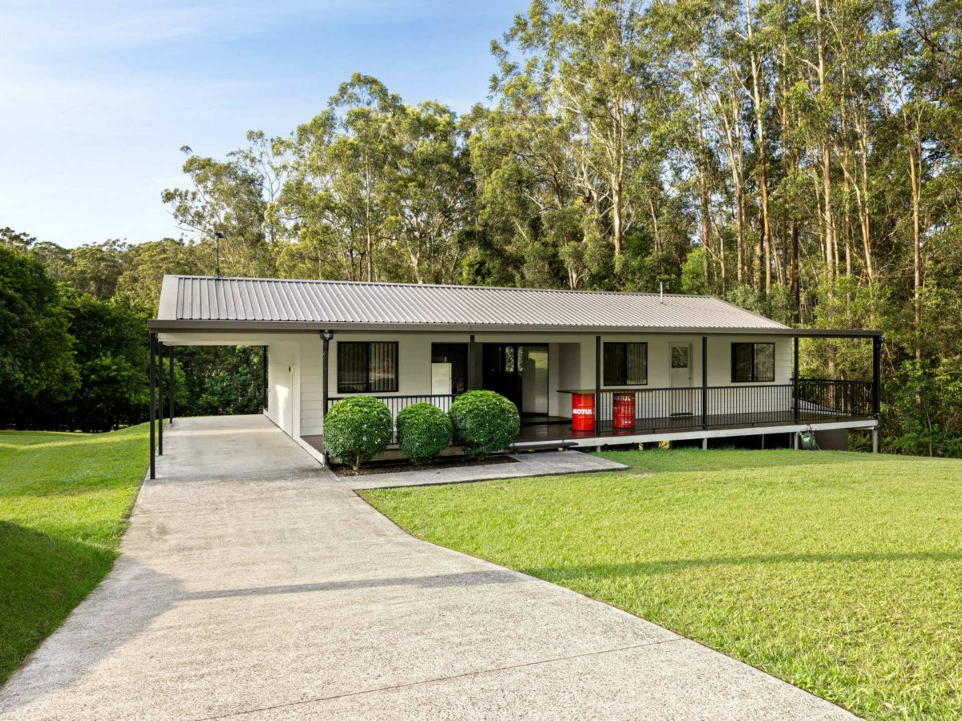 29 Woodrows Road, GLASS HOUSE MOUNTAINS