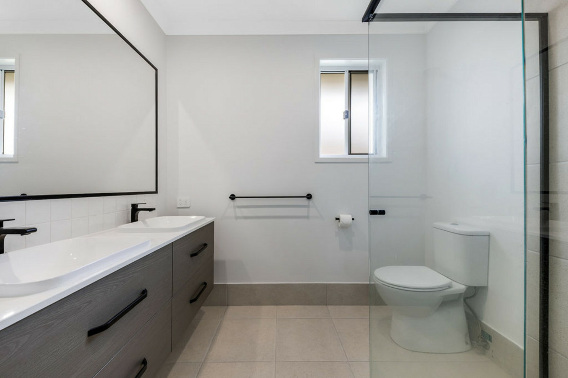 31 Tamborine Crescent, BANYA