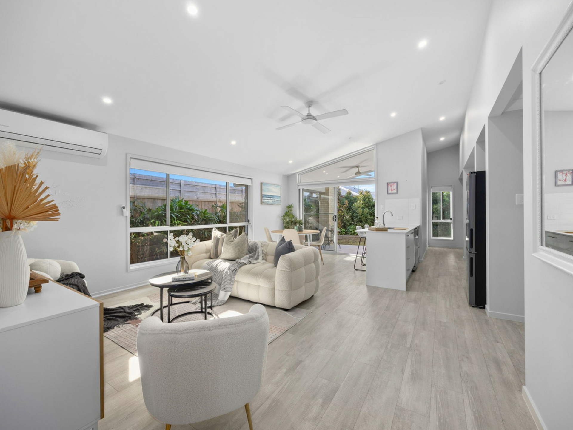 25 Jeanine Crescent, NIRIMBA